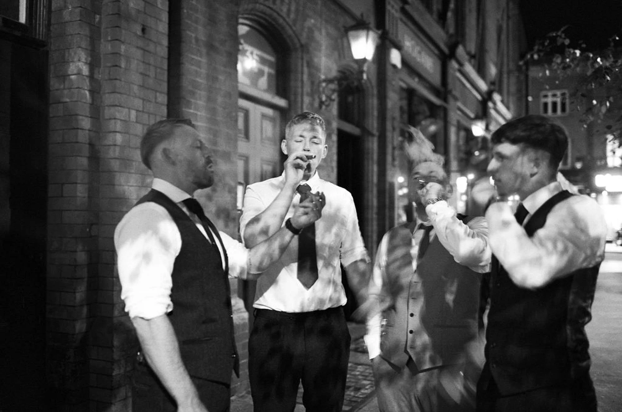 Charlotte_Dormoy_Film_Wedding_Photographer_Ireland_Dublin_City_Wedding_16.jpg