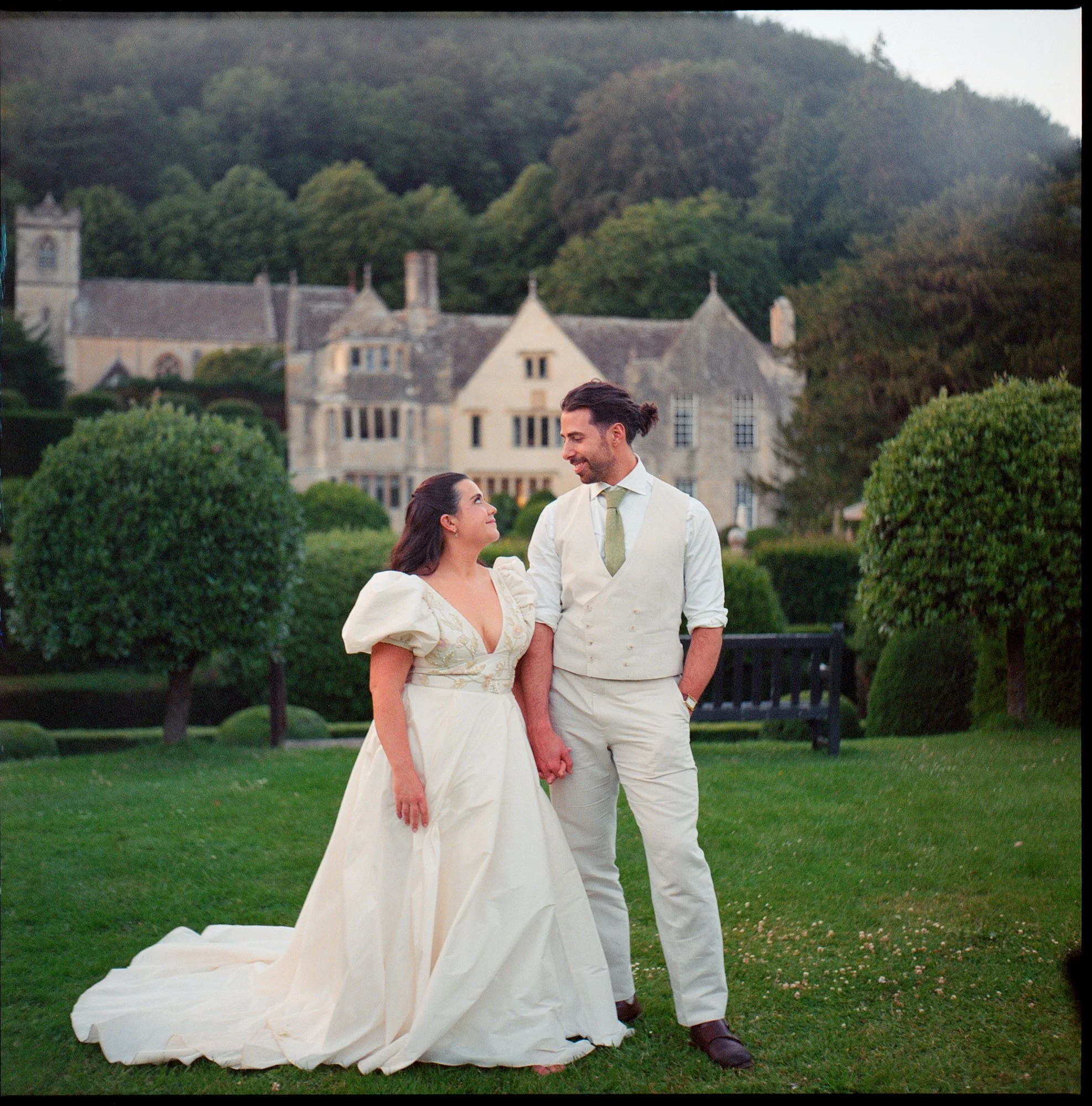 Charlotte_Dormoy_Film_Wedding_Photographer_Owlpen_Manor_Cotswold_Garden_Wedding_19.jpg