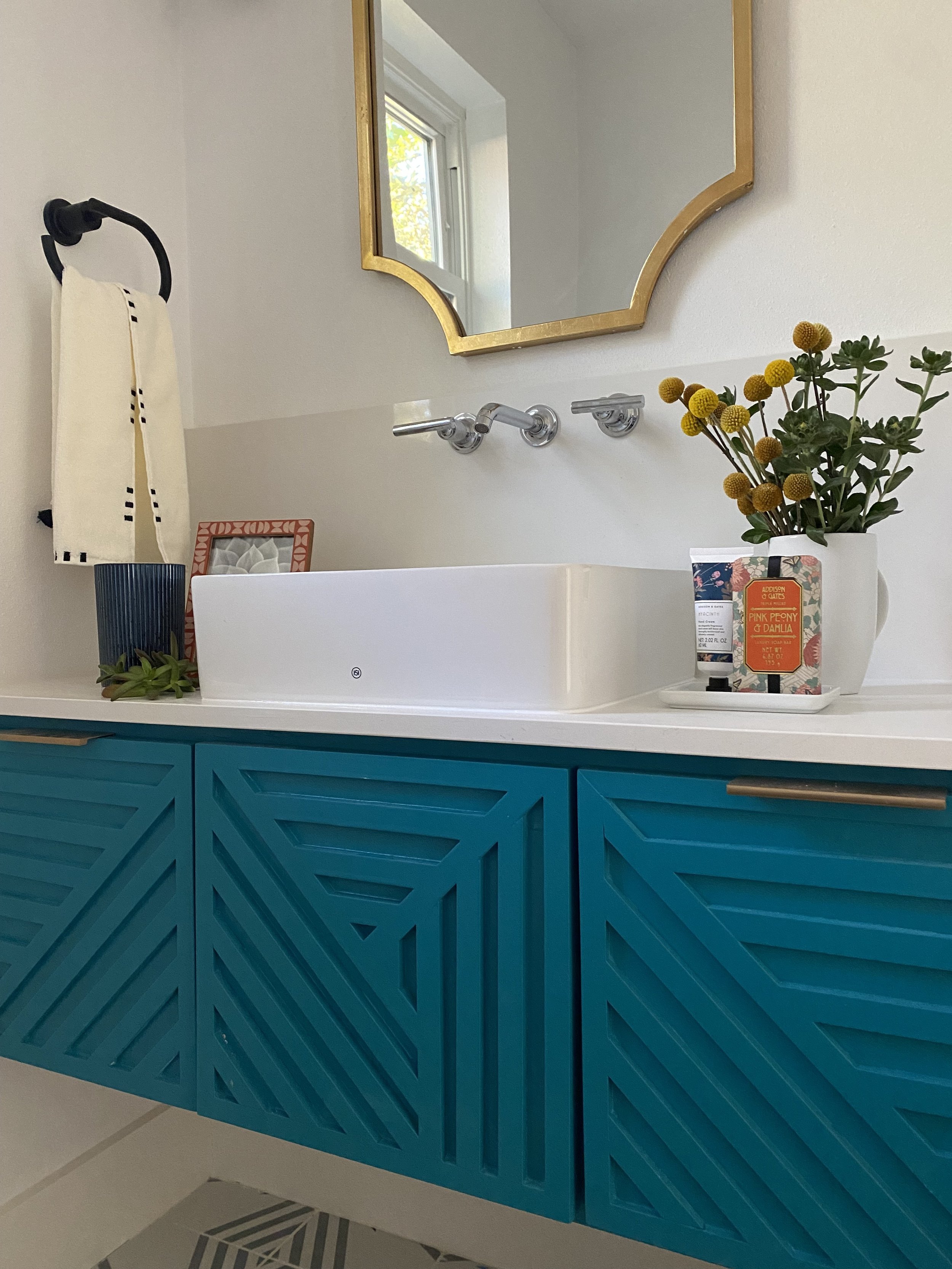 NEW - POWDER ROOM 