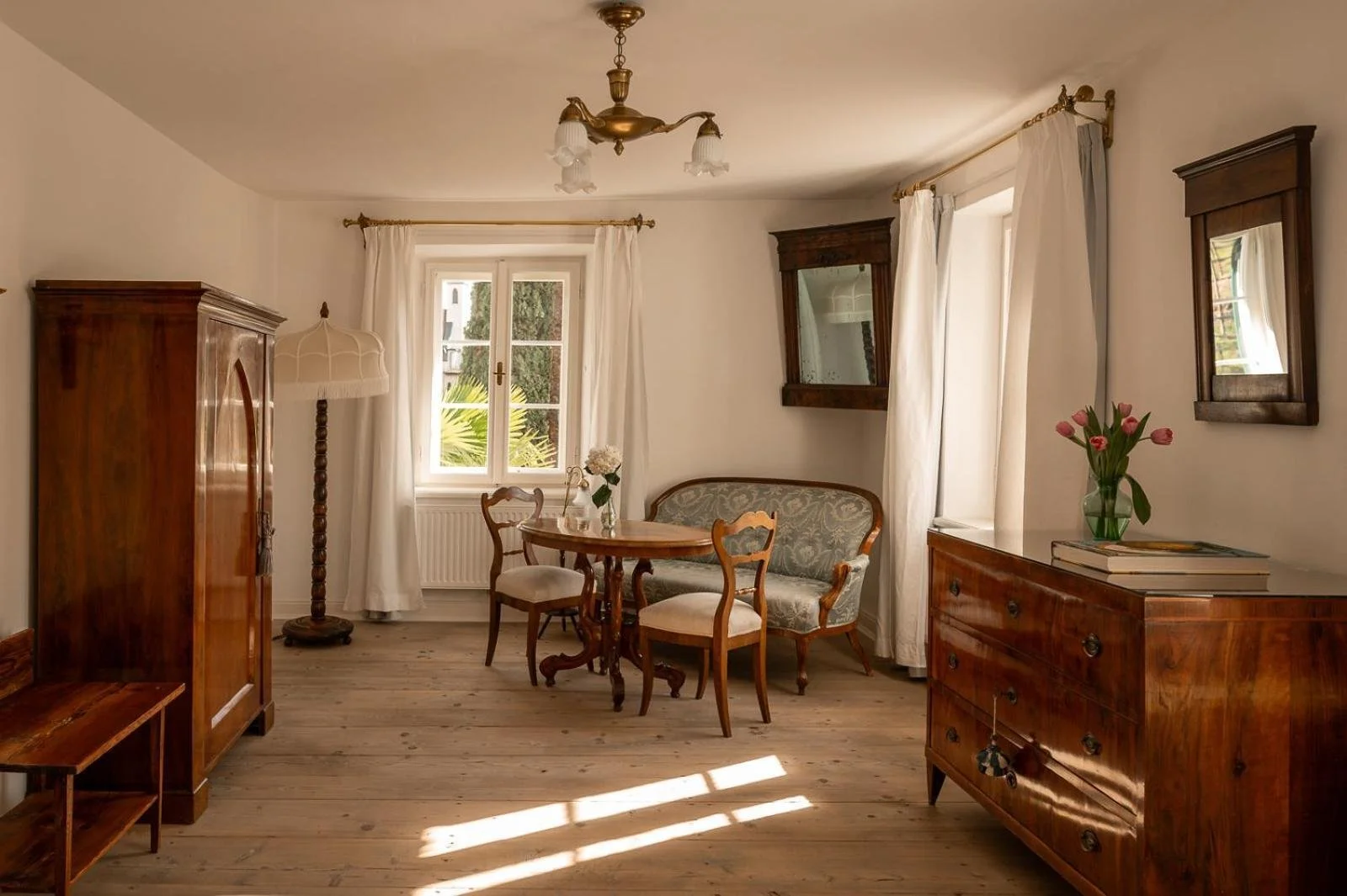 Ottmanngut-Suite-And-Breakfast-Merano-Room.jpeg