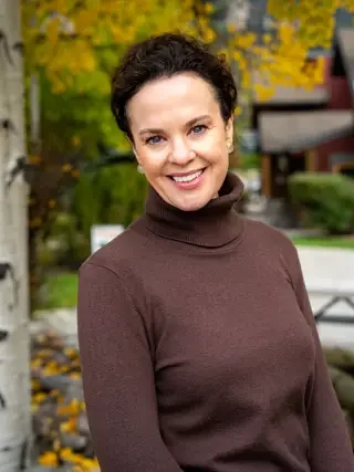 Holly Coltea