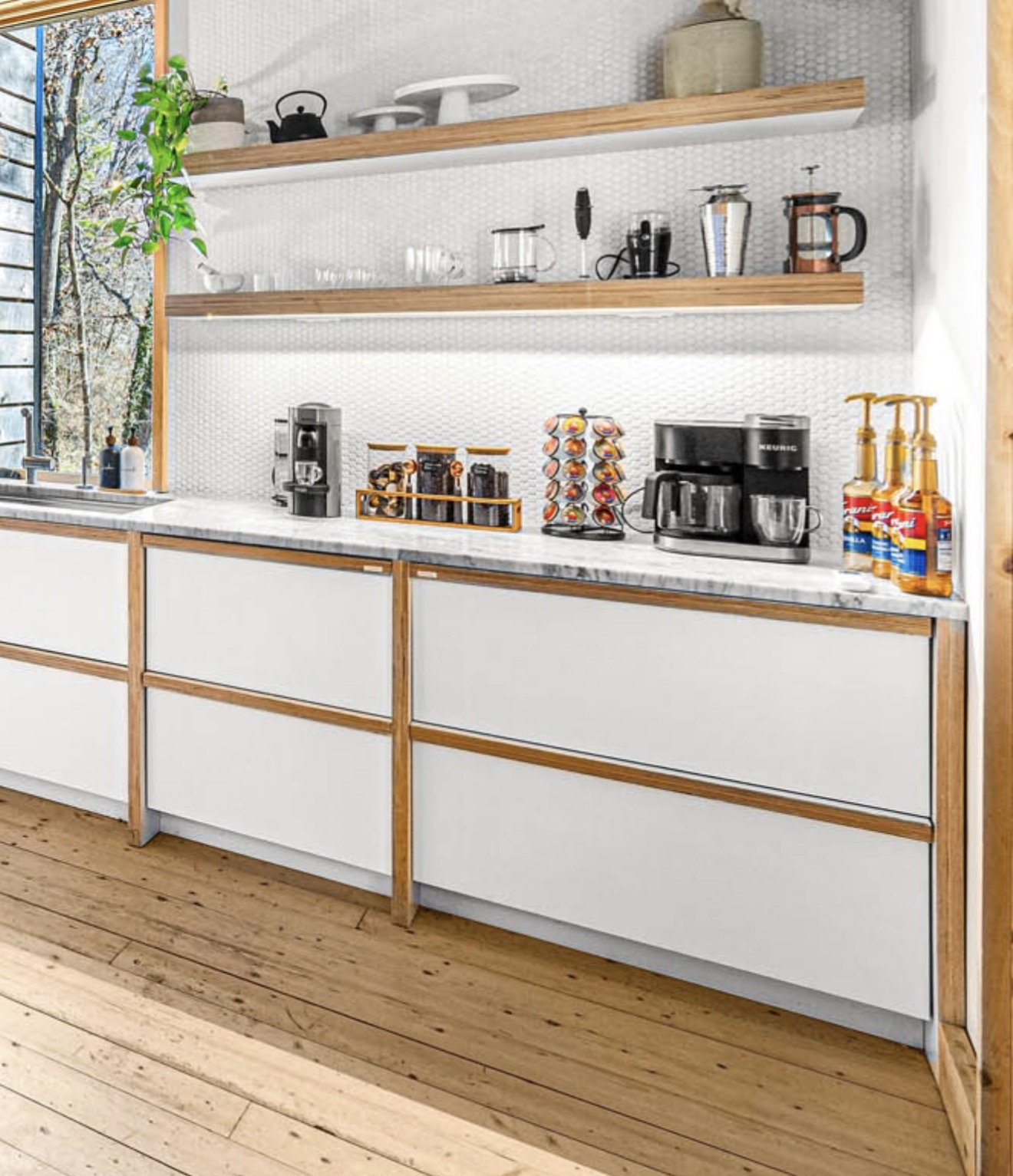 NORDIKA-LONGHAUS-White-Wood-Kitchen-Cabinetry-Open-Shelving.jpeg