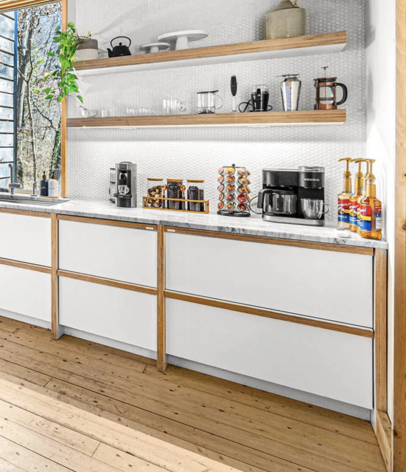 NORDIKA-LONGHAUS-White-Wood-Kitchen-Cabinetry-Open-Shelving.jpeg