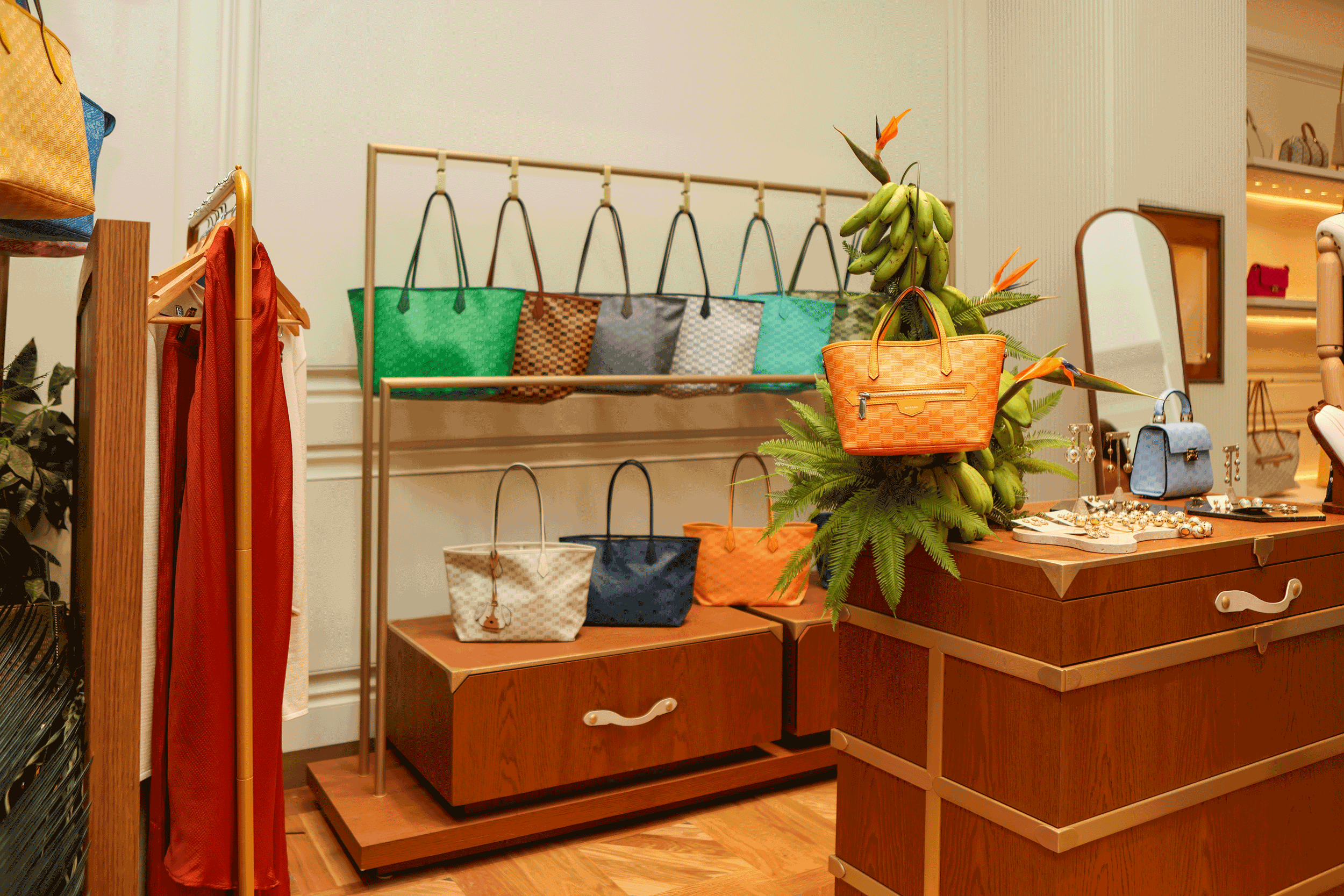 MOREAU-X-STN--STORE-DETAILS-34.png