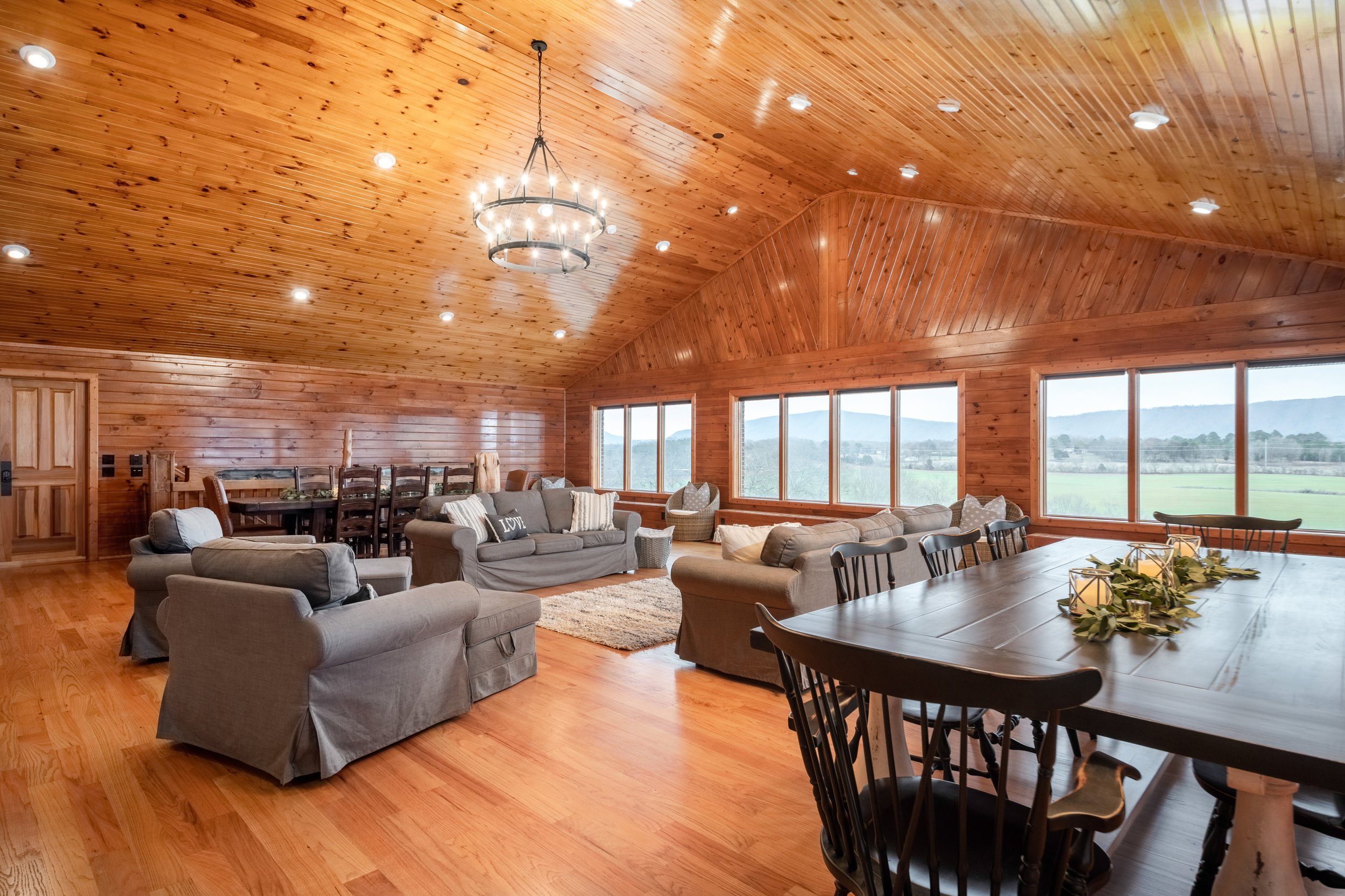 The expansive living room at the Ocoee River Estate features plenty of room to host gathering for the whole family.