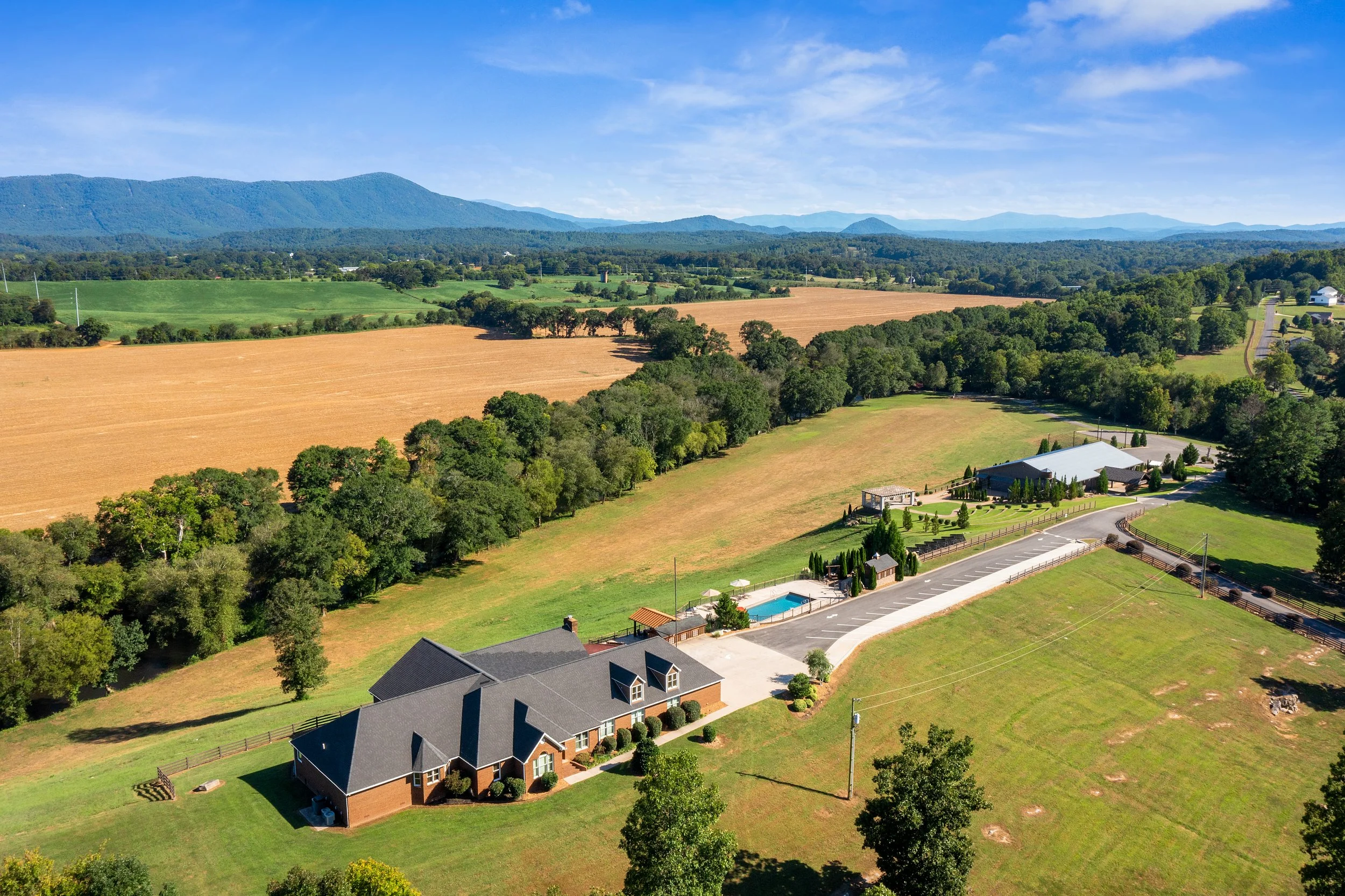 Aerial photo of the main residence at the Ocoee River Estate in Benton, TN