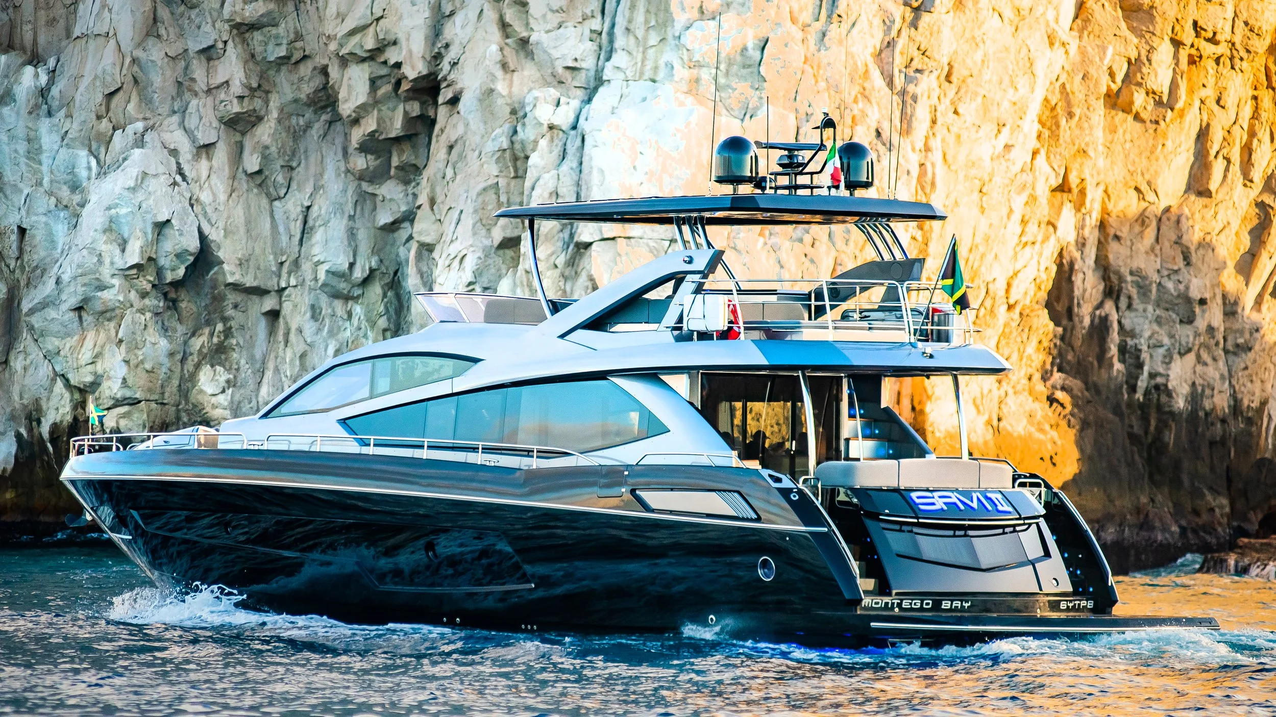 SAVI II YACHT