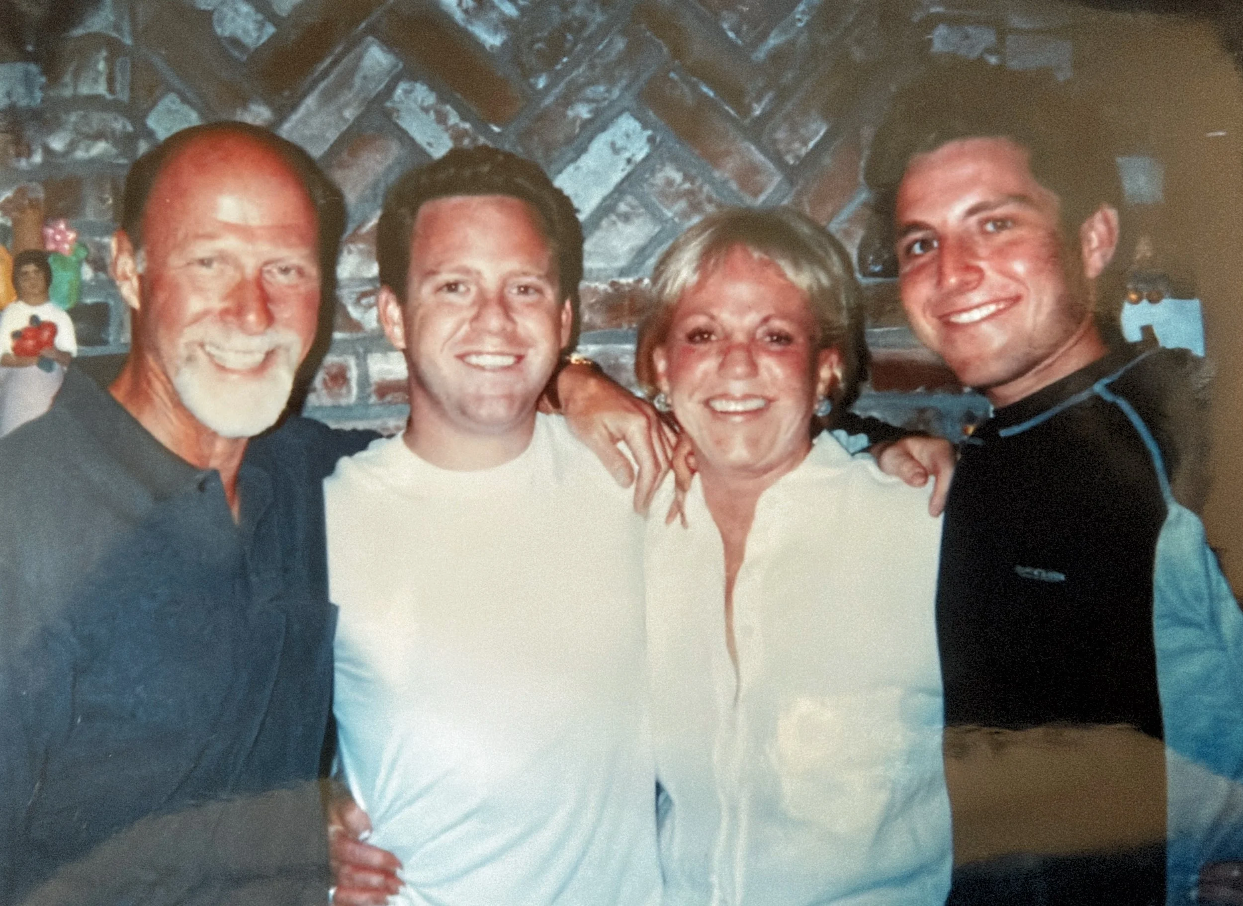 Larry Wolf - Photo1622.jpg