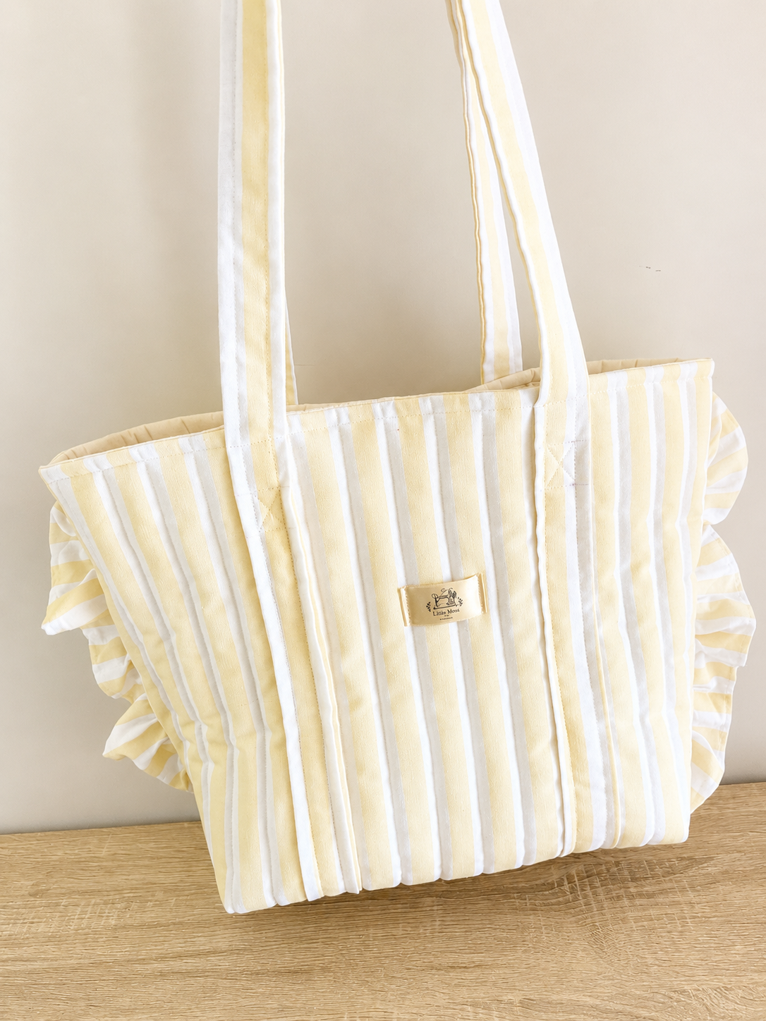 Handmade Ruffle Tote Bag 🌿