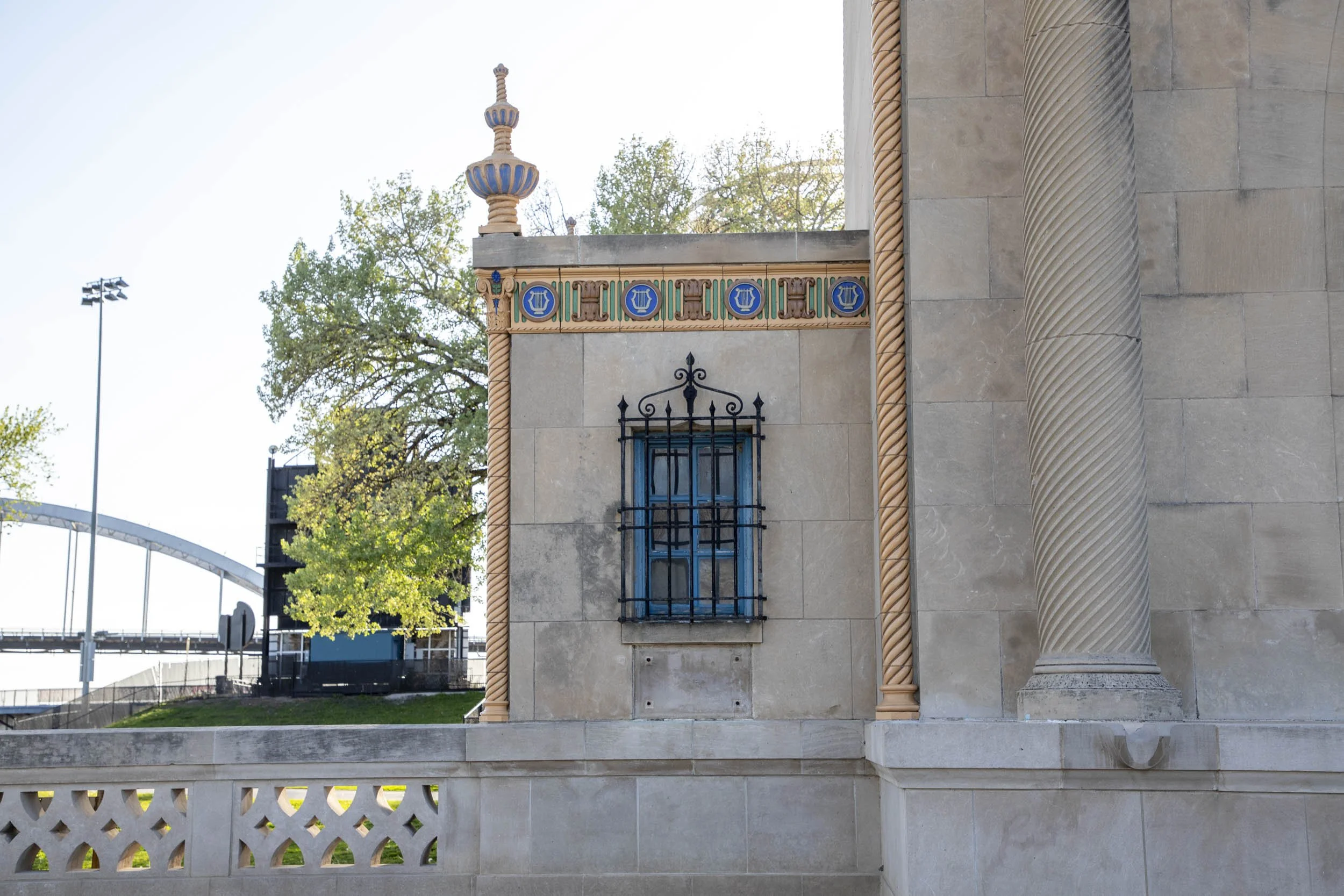 Bix Memorial detail