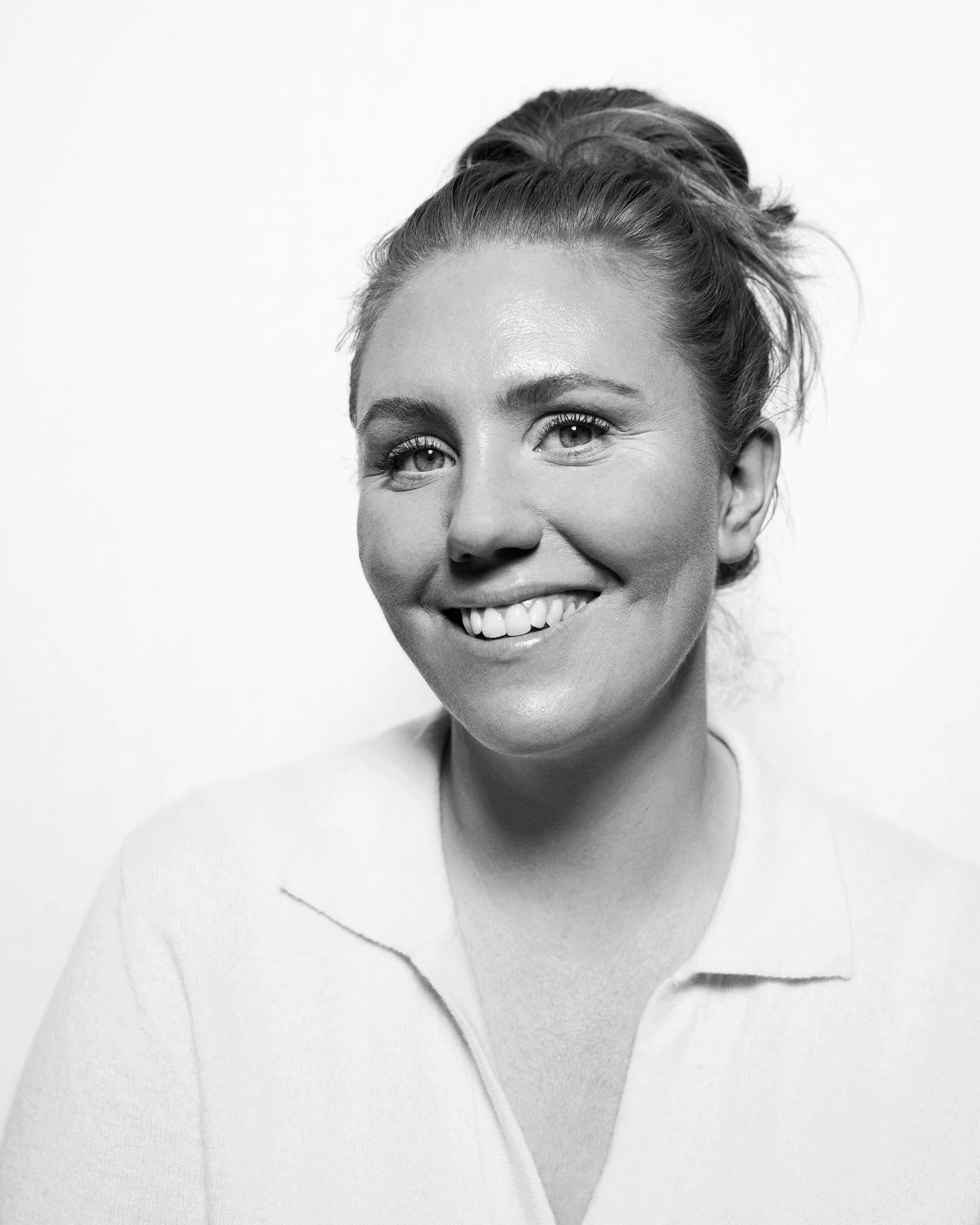 Nicole Olsson.jpg