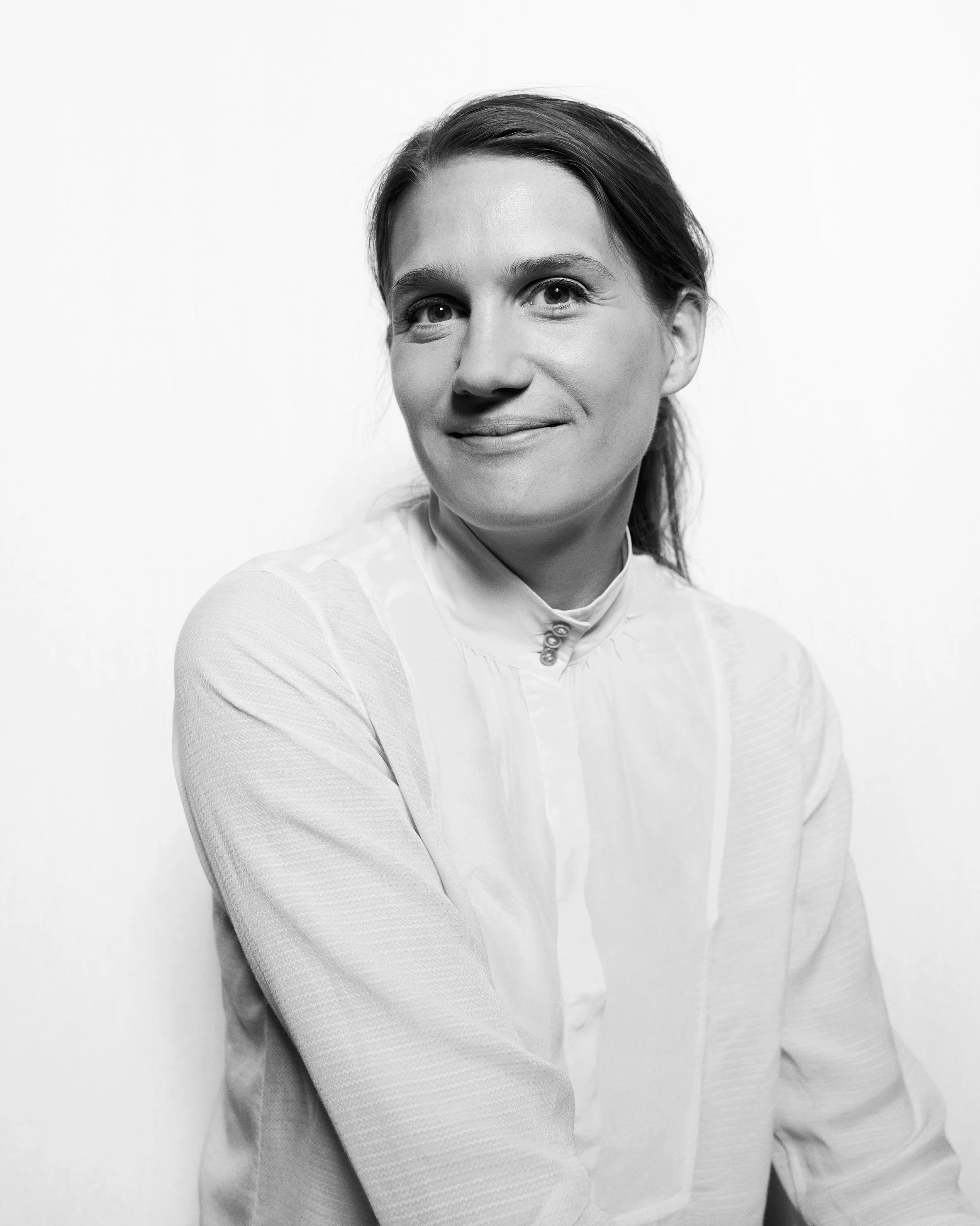 Claudia Holm.jpg