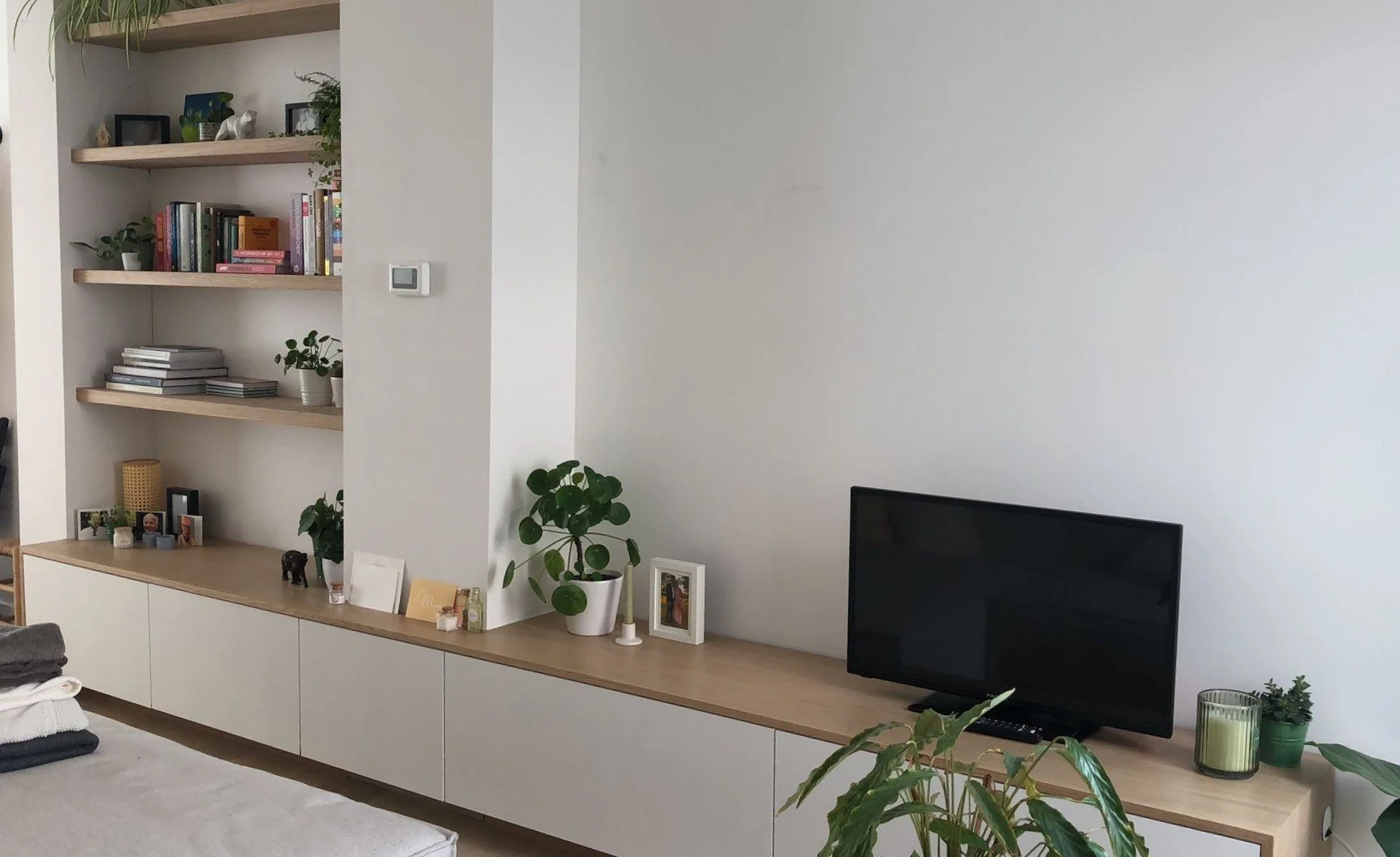 Margot en Reiner tv-kast foto.jpg
