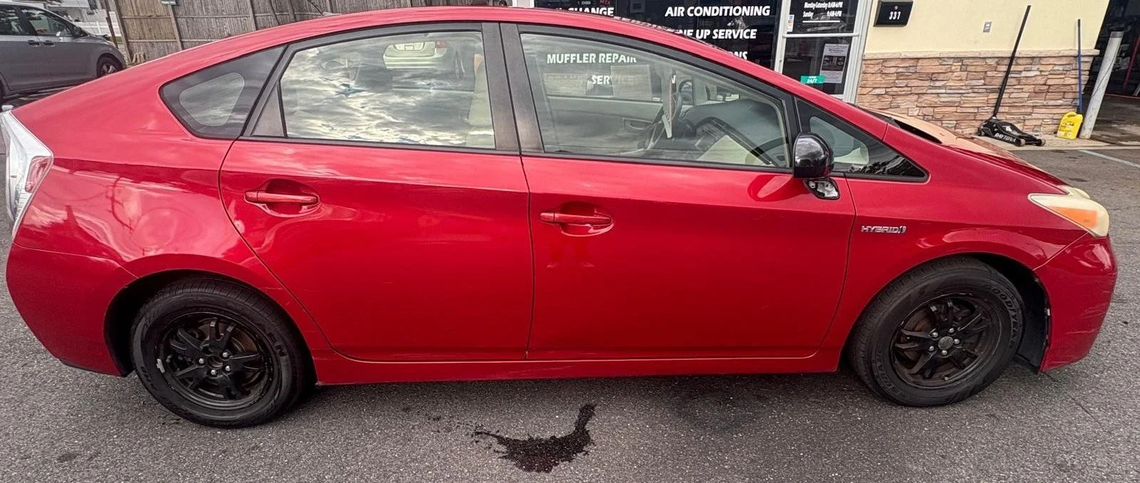 2013-toyota-prius-east-northport-03.jpg