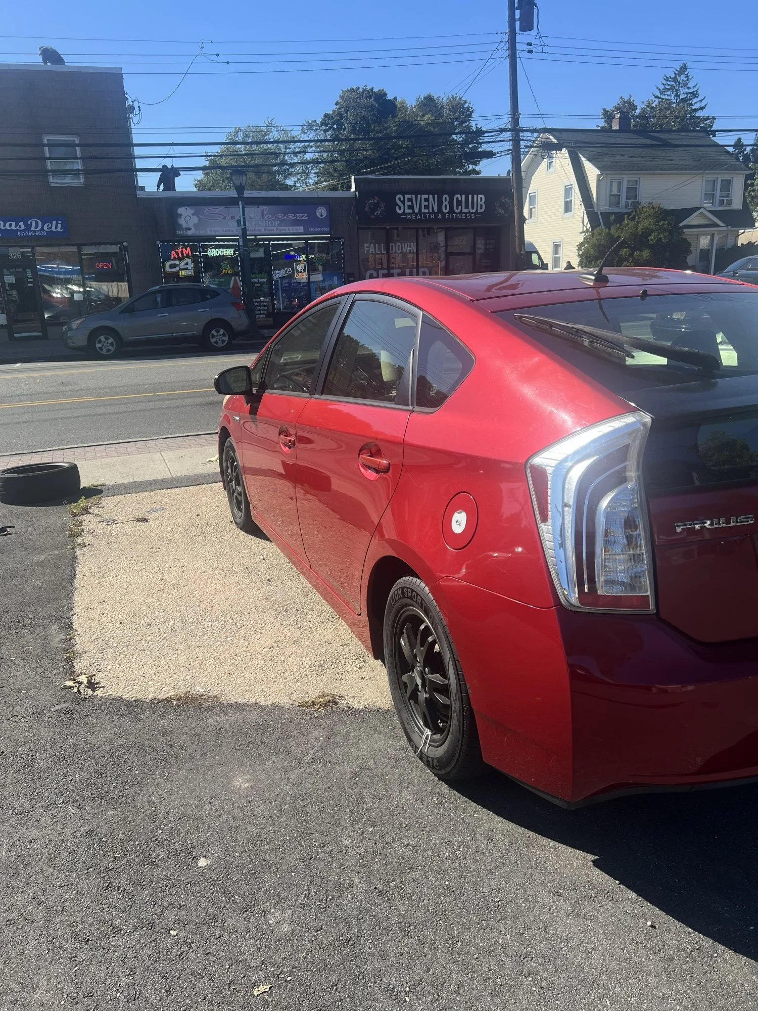 2013-toyota-prius-east-northport-04.jpg