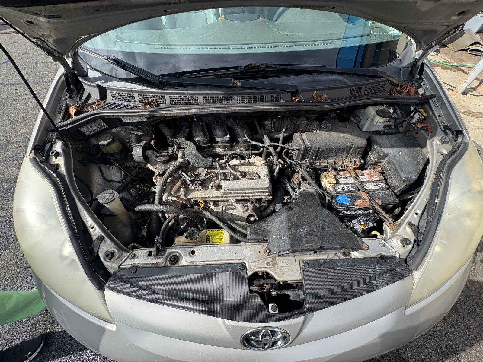 2008-toyota-sienna-xle-east-northport-13.jpg