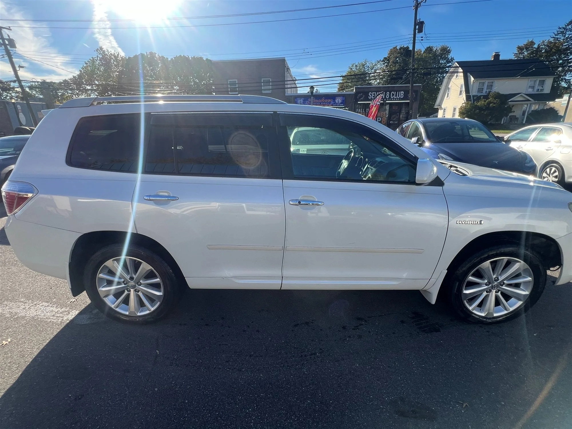 2008-toyota-highlander-hybrid-limited-east-northport-02.jpg