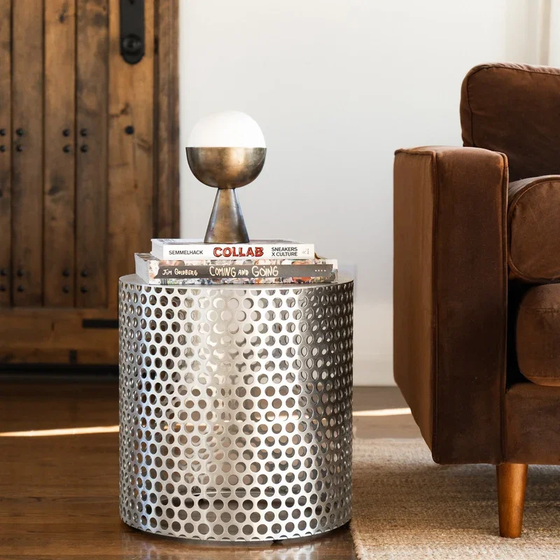 Aluminum_Drum_Stool_Feed_Post_800x.webp