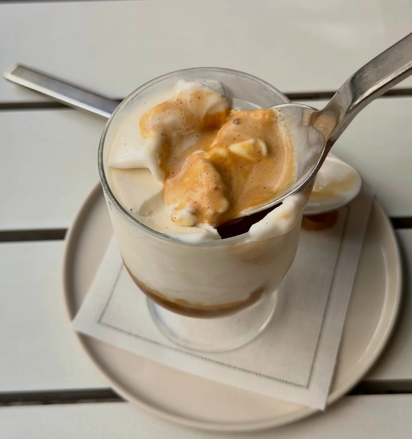 This affogato deserved its own post. @misipasta 
Dreaming of it until next time&hellip;.