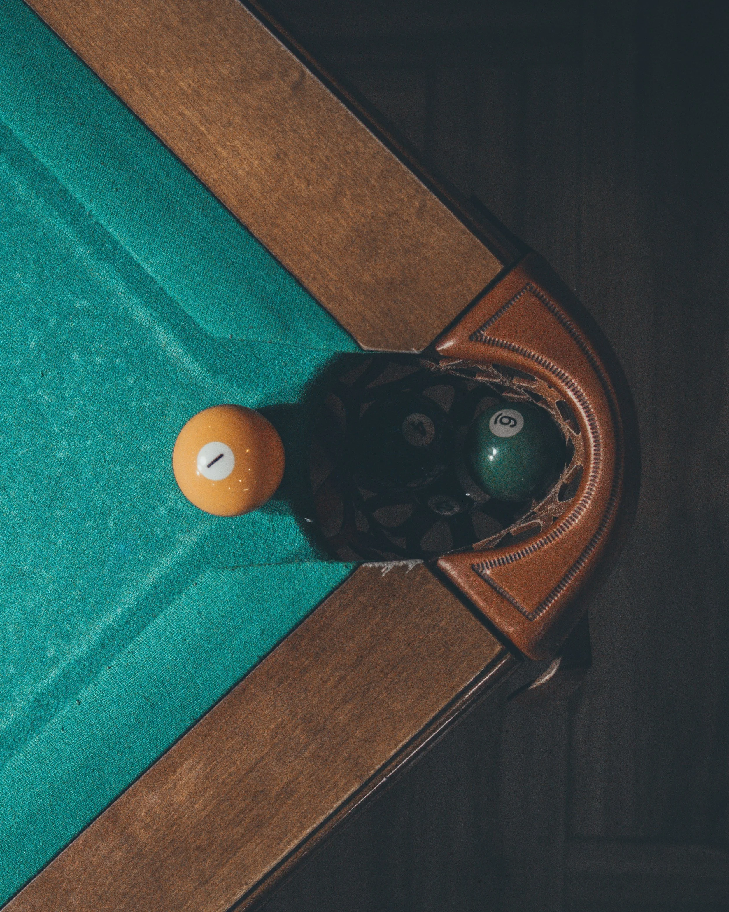 The Leather Drop Pocket: The Mechanics of the Silent Catch