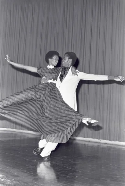 dancers.jpg
