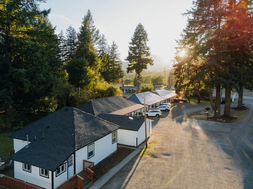 The Peak Packwood — The Peak Collective