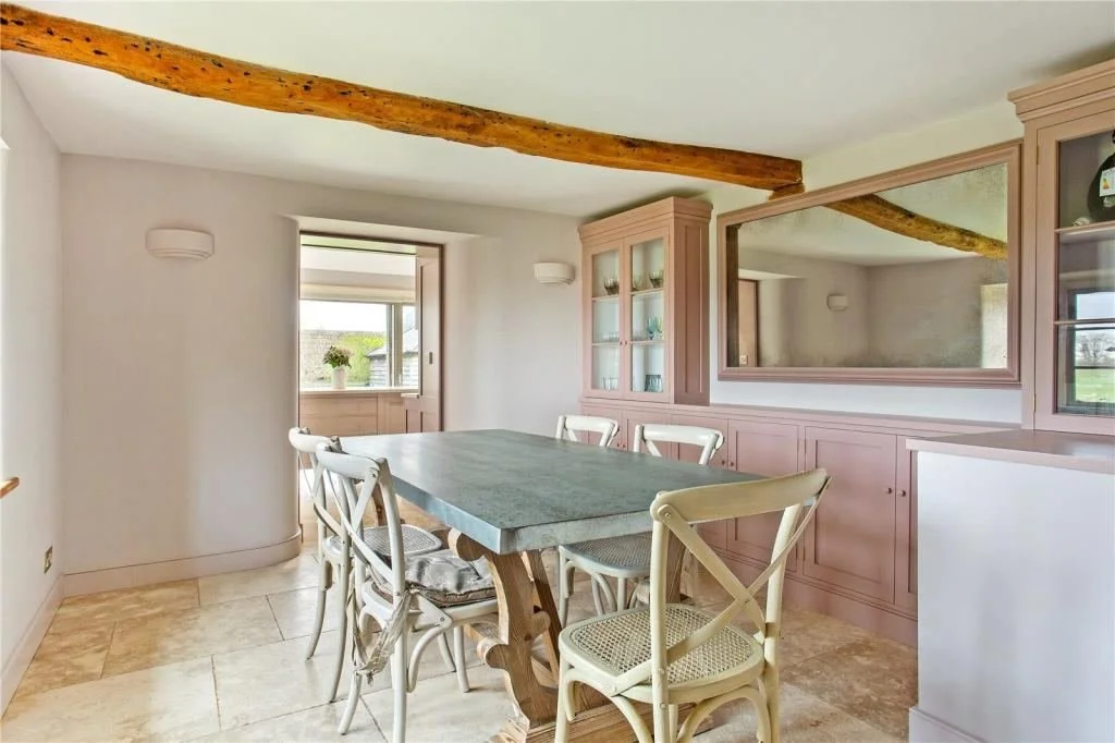 lowerfield-farm-dining-room-oak-beam.jpg