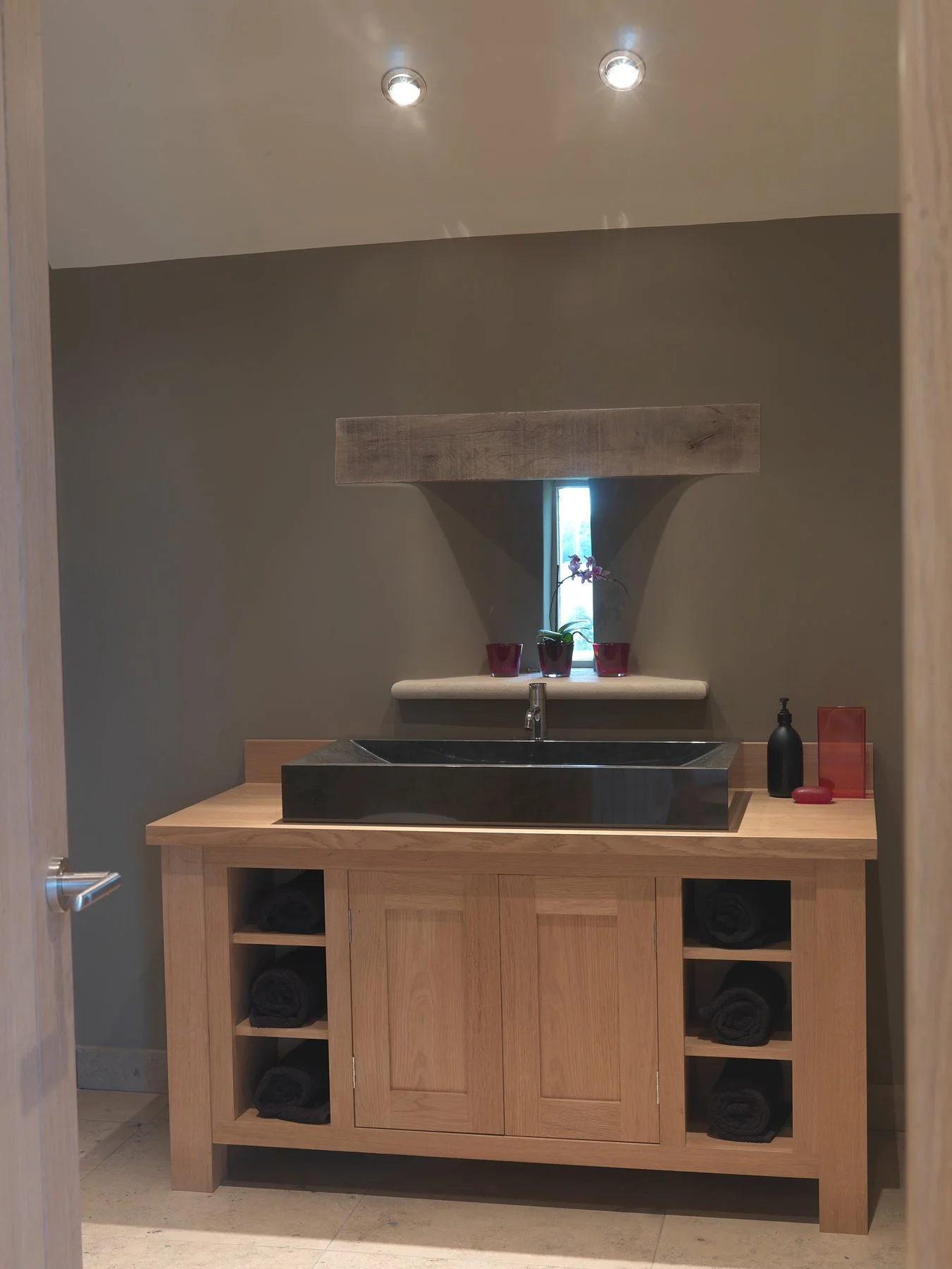 barnsley-hill-farm-cloakroom-basin-oak-vanity.jpg