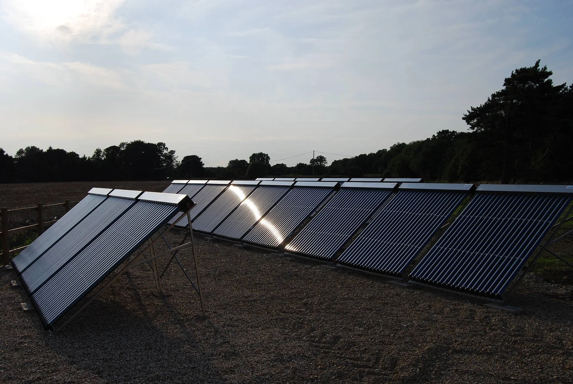 barnsley-hill-farm-ground-mounted-solar-thermal-collectors.jpg