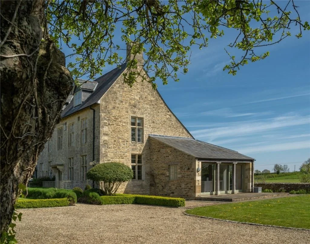 lowerfield-farm-ampney-st-mary-grade-ii-listed-farmhouse-and-kitchen-extension.jpg