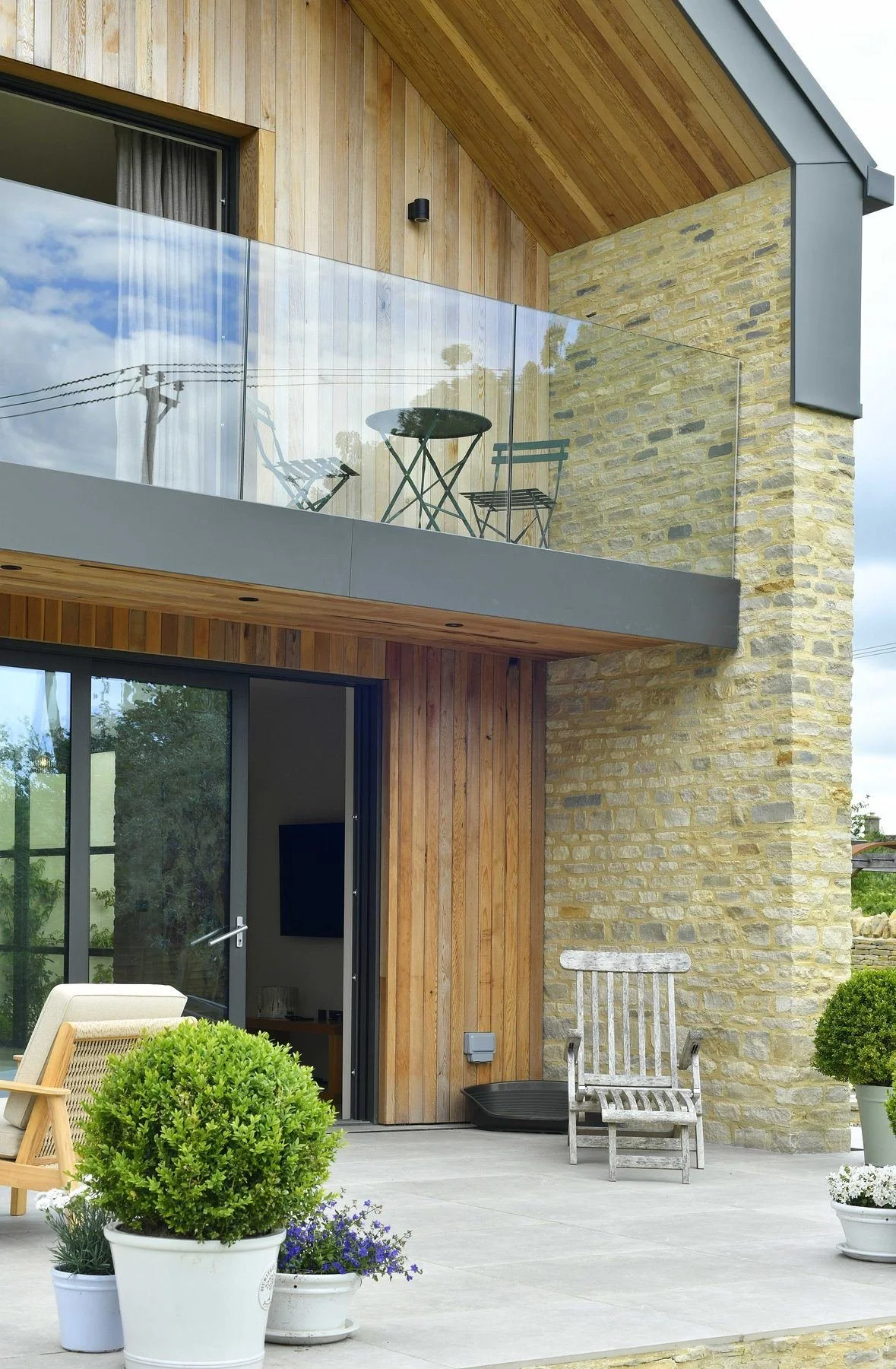 back-barn-terrace-seating-under-cantilevered-roof.jpg