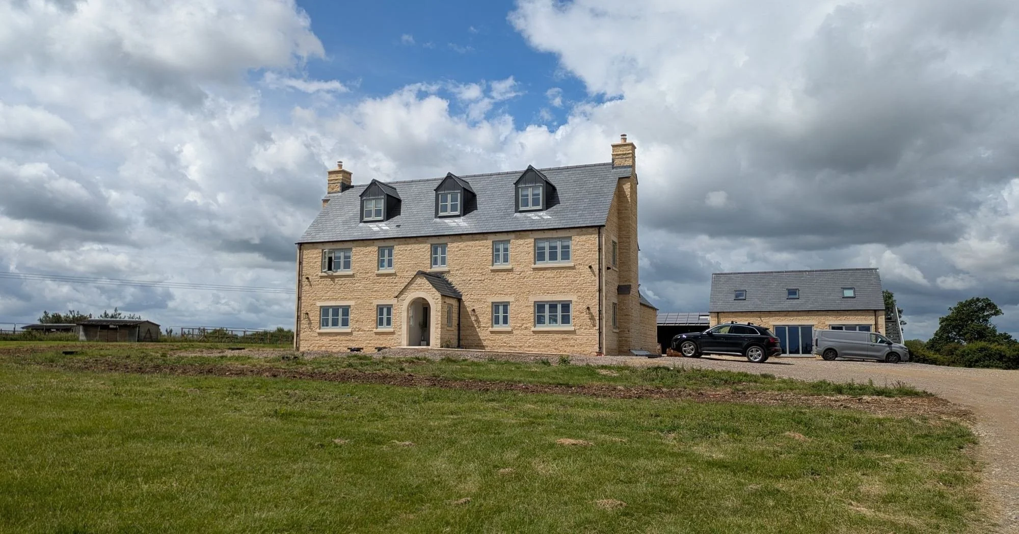 meadow-fields-farm-farmhouse-and-triple-garage-with-office.jpg