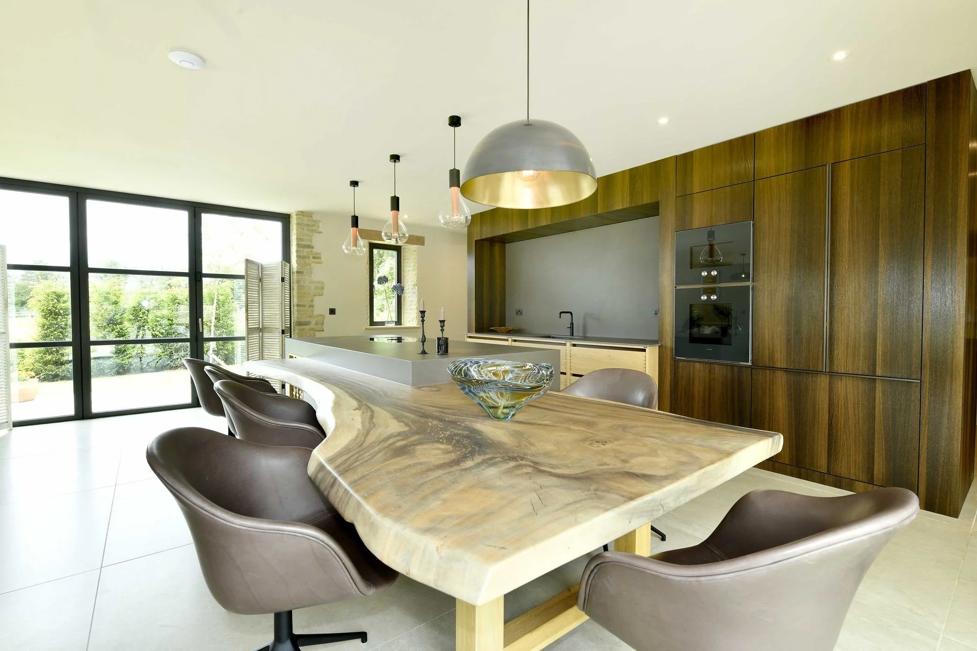 back-barn-live-edge-dining-table-and-kitchen.jpg