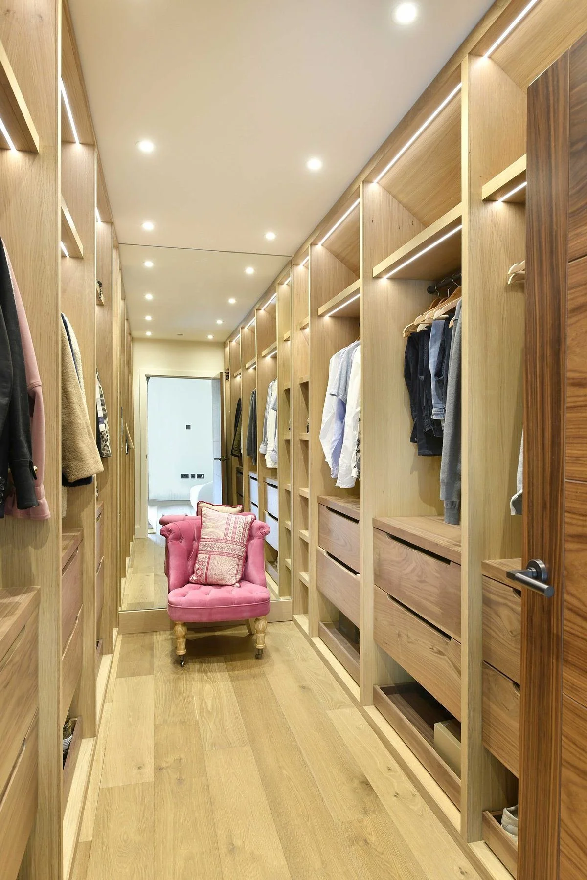 back-barn-walk-in-wardrobe.jpg