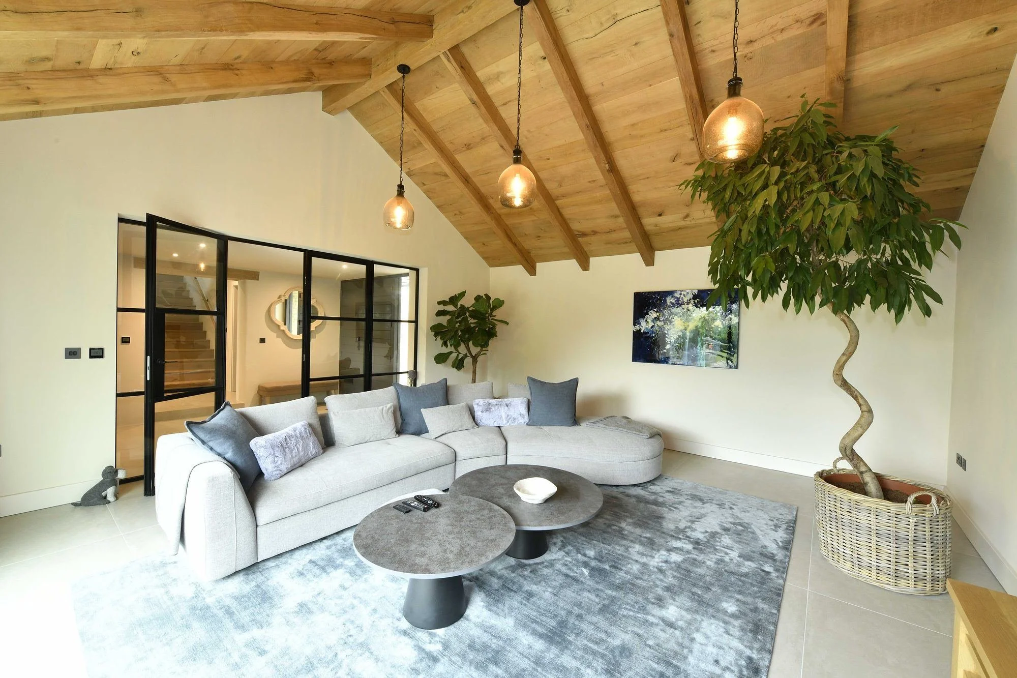 back-barn-sitting-room-vaulted-oak-ceiling.jpg