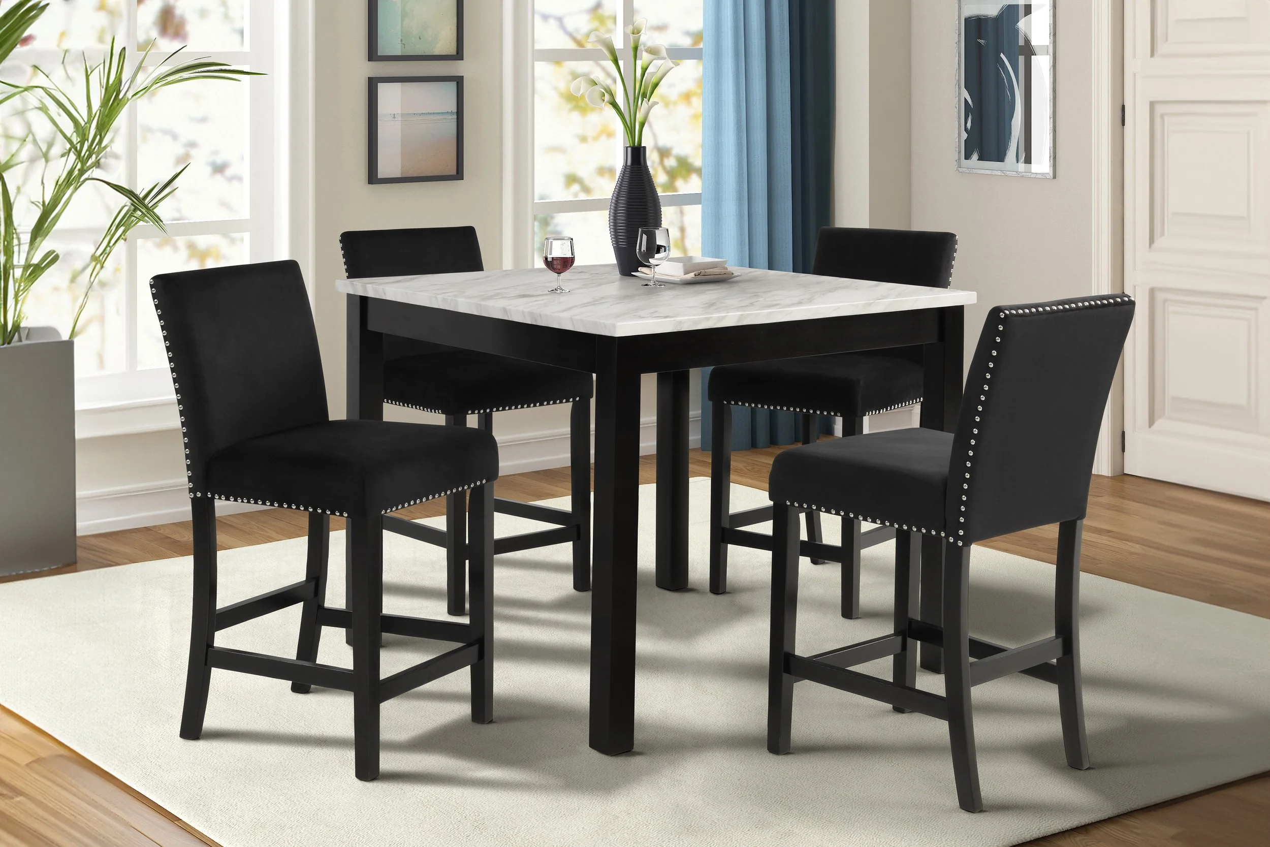 Celeste cntr blk 1.jpg