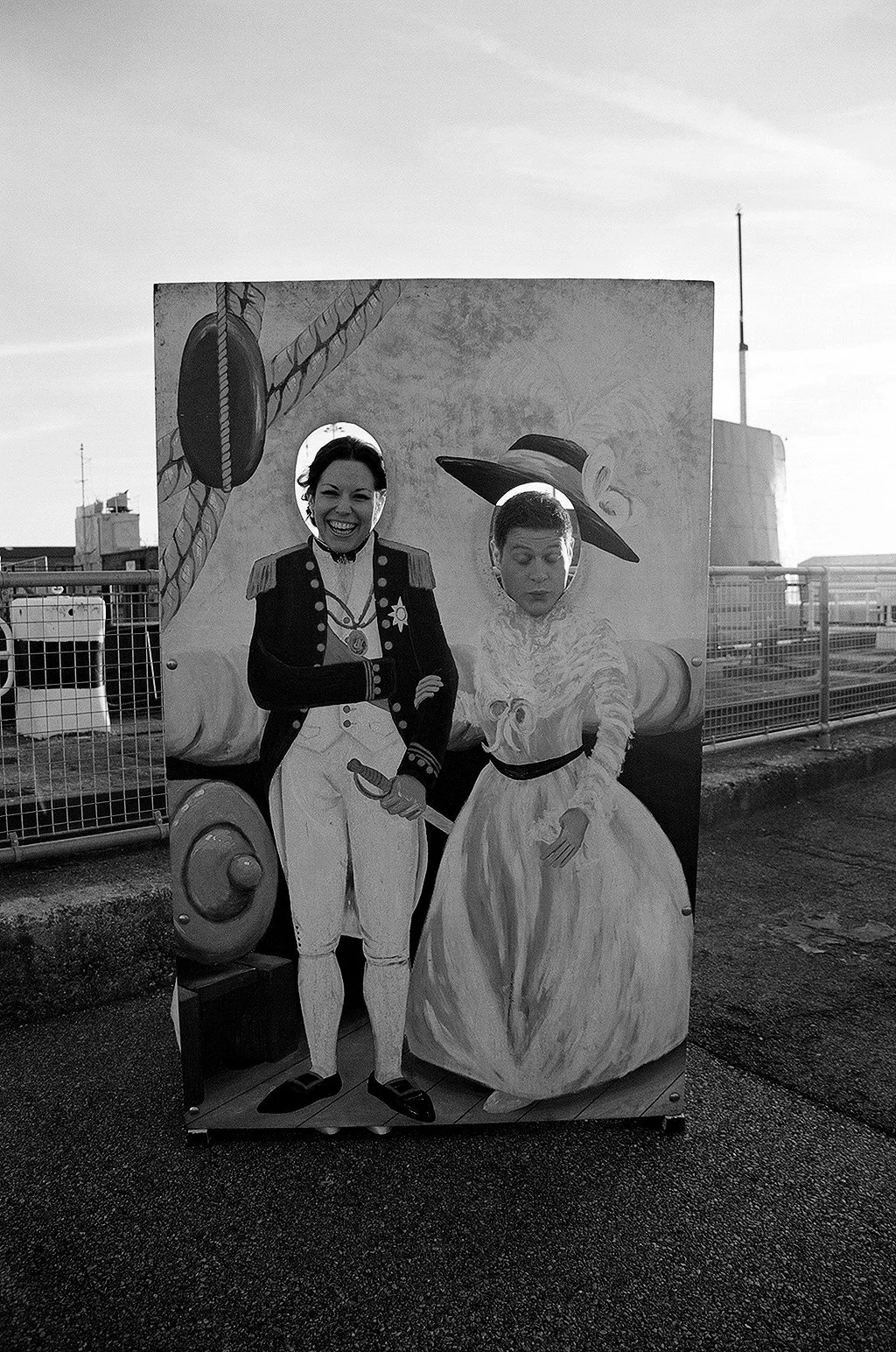 Bek and Chris_eve 00370022 bw.jpg
