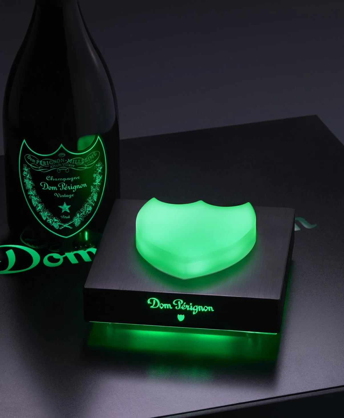 DOM PERIGNON - BUZZ VERT.jpg
