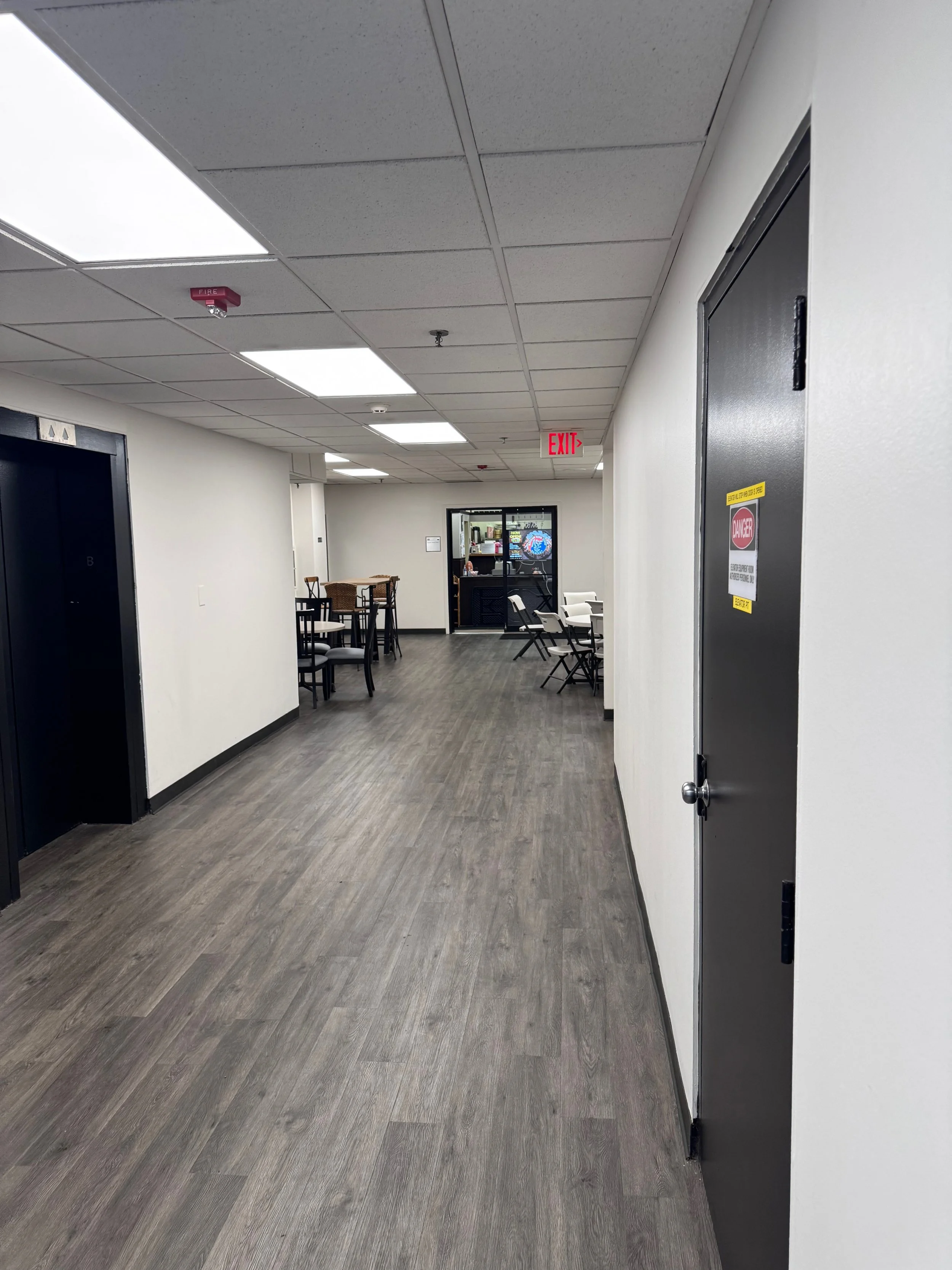 Lower Level Eating Area and Counter