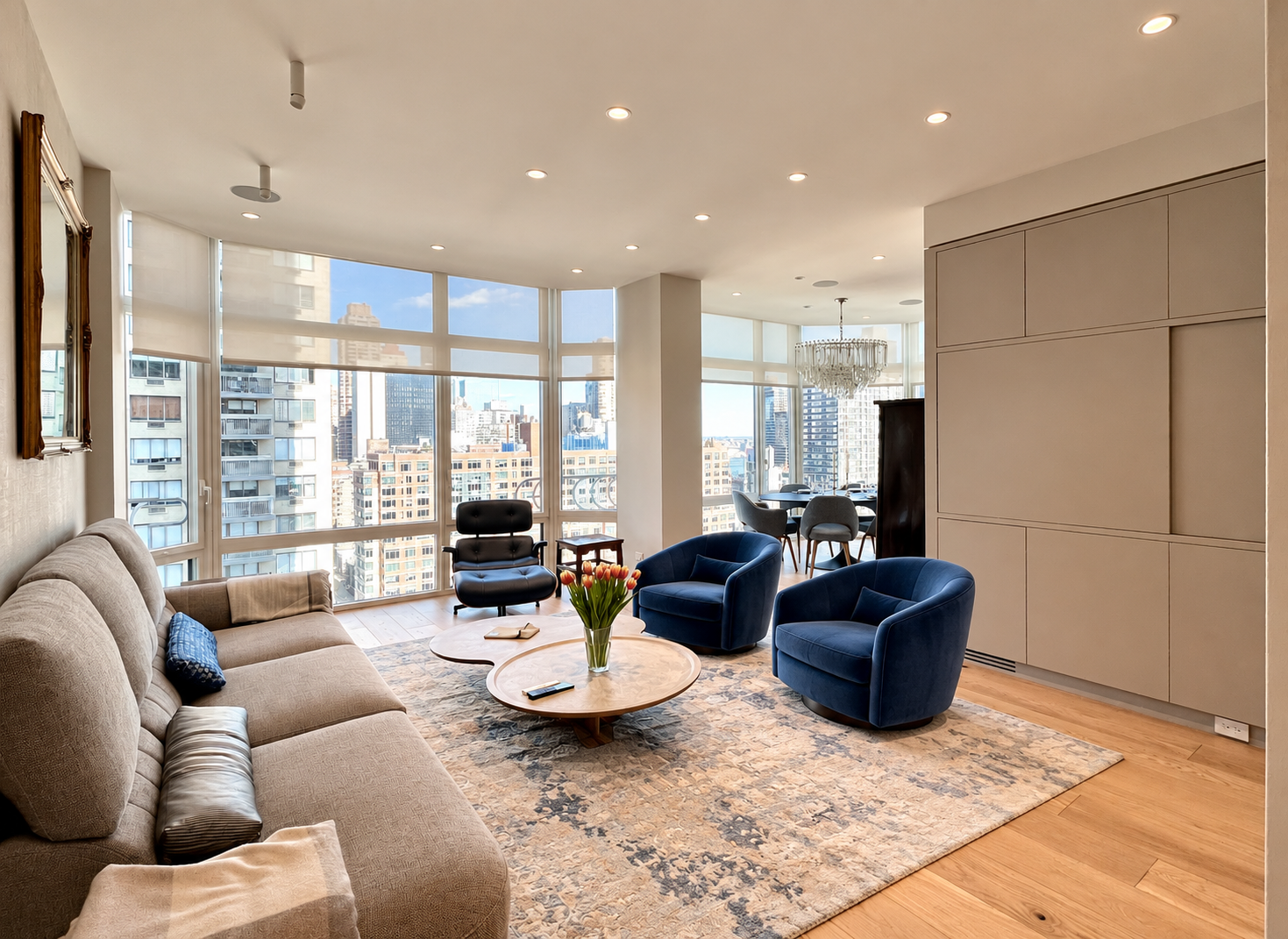 Midtown Hi-Rise Apartment