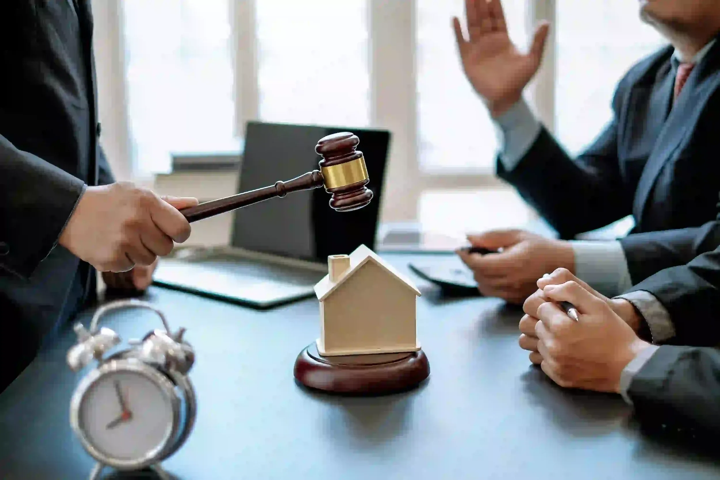 Bidding Tactics for Competitive Markets