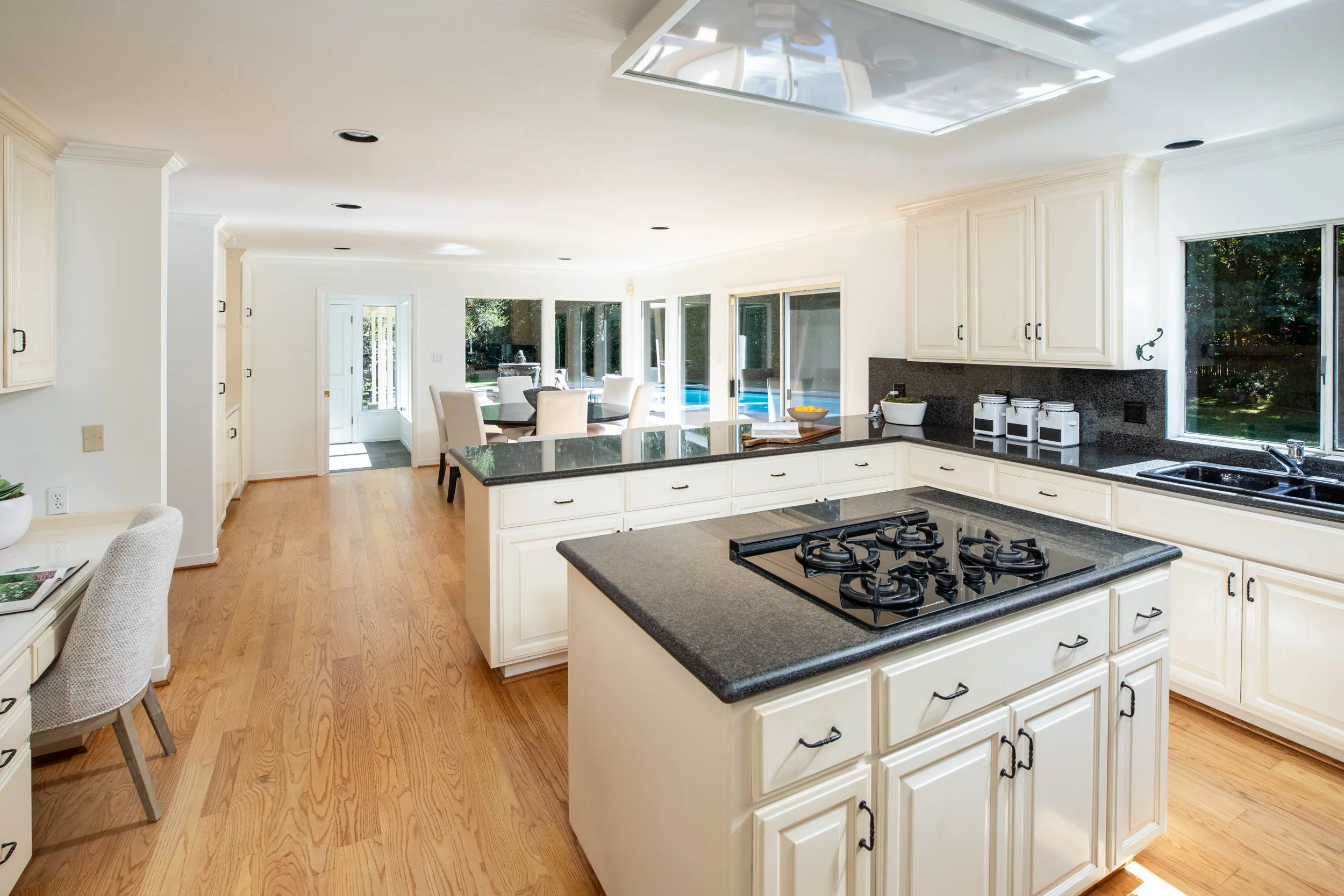 9-Rebecca_Matt_Anello-4814-MLS.jpg