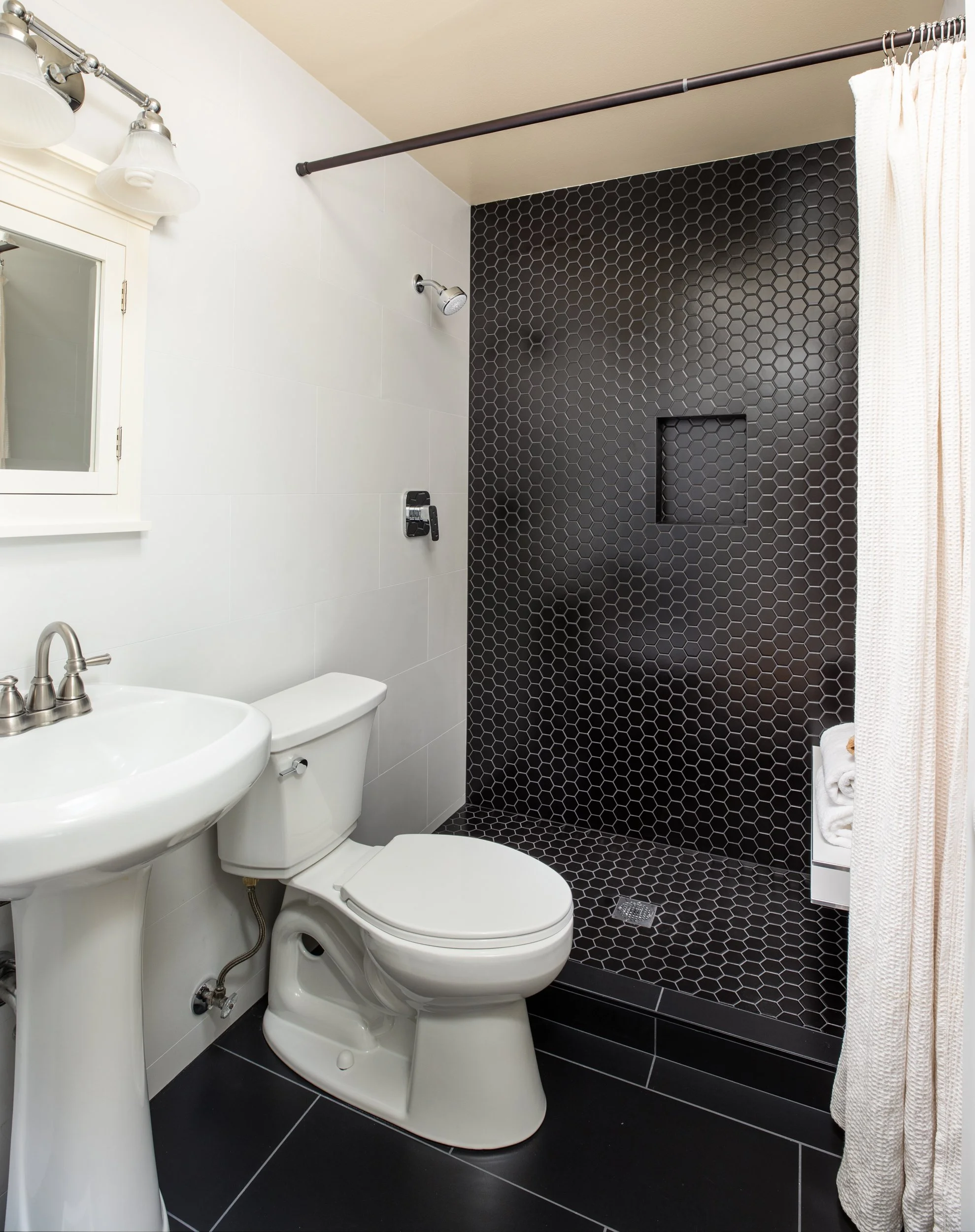 14-Rebecca_Matt_Anello-4772-2-MLS.jpg