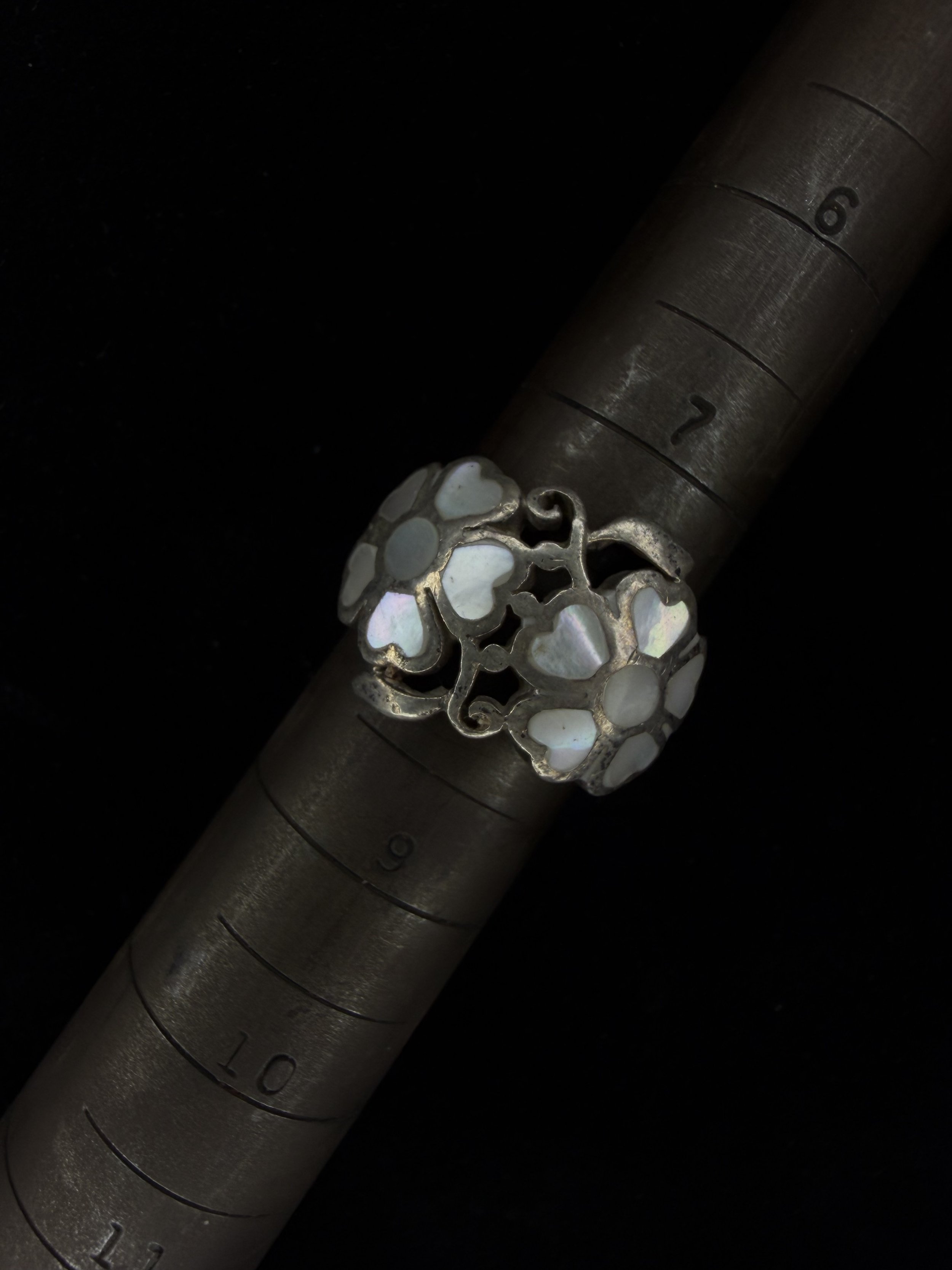 Vintage Sterling Silver Double Flower Mother of Pearl Bypass Ring – Size 7.5