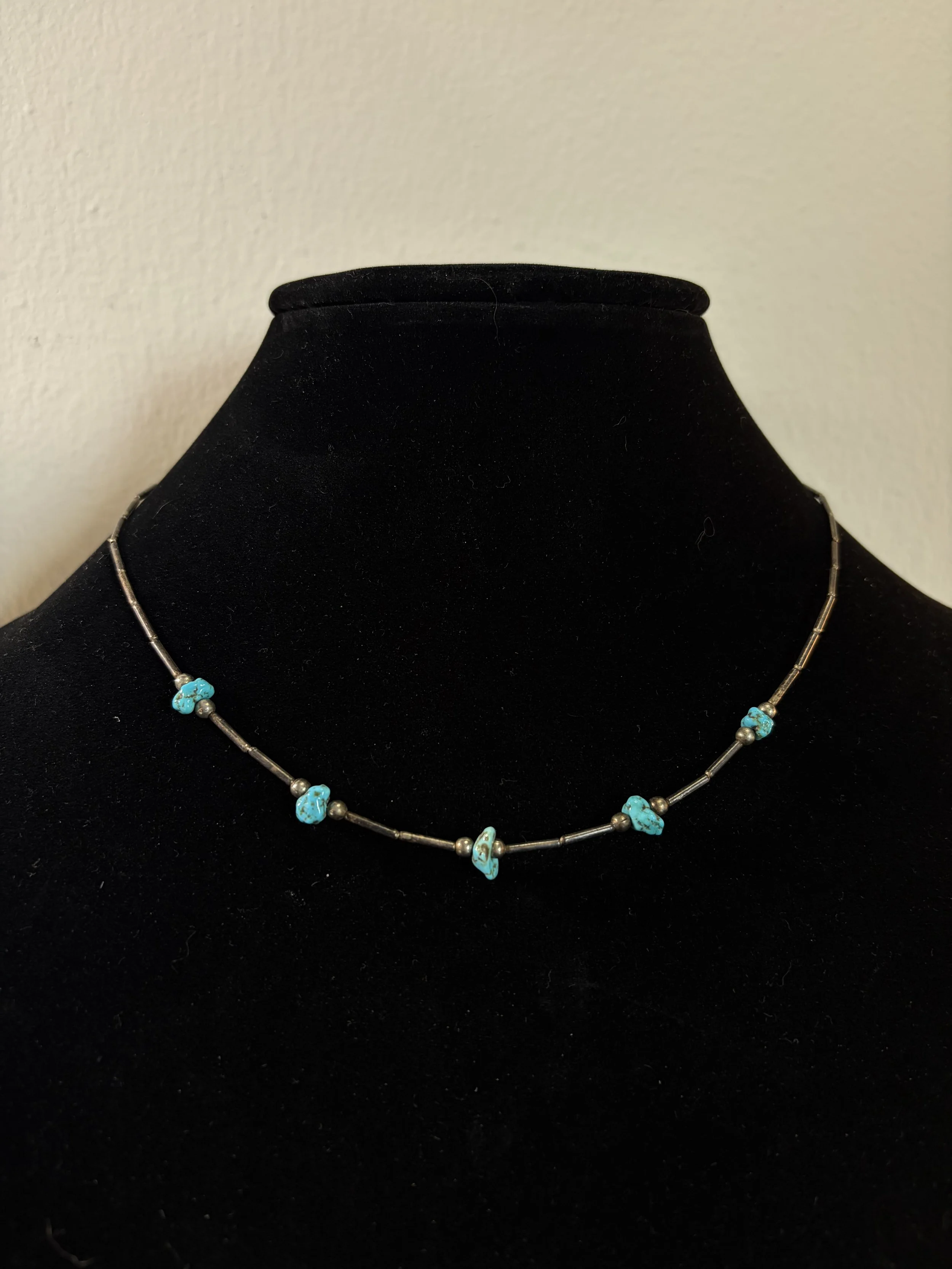 Vintage Southwestern Sterling Silver Liquid Silver Turquoise Nugget Necklace