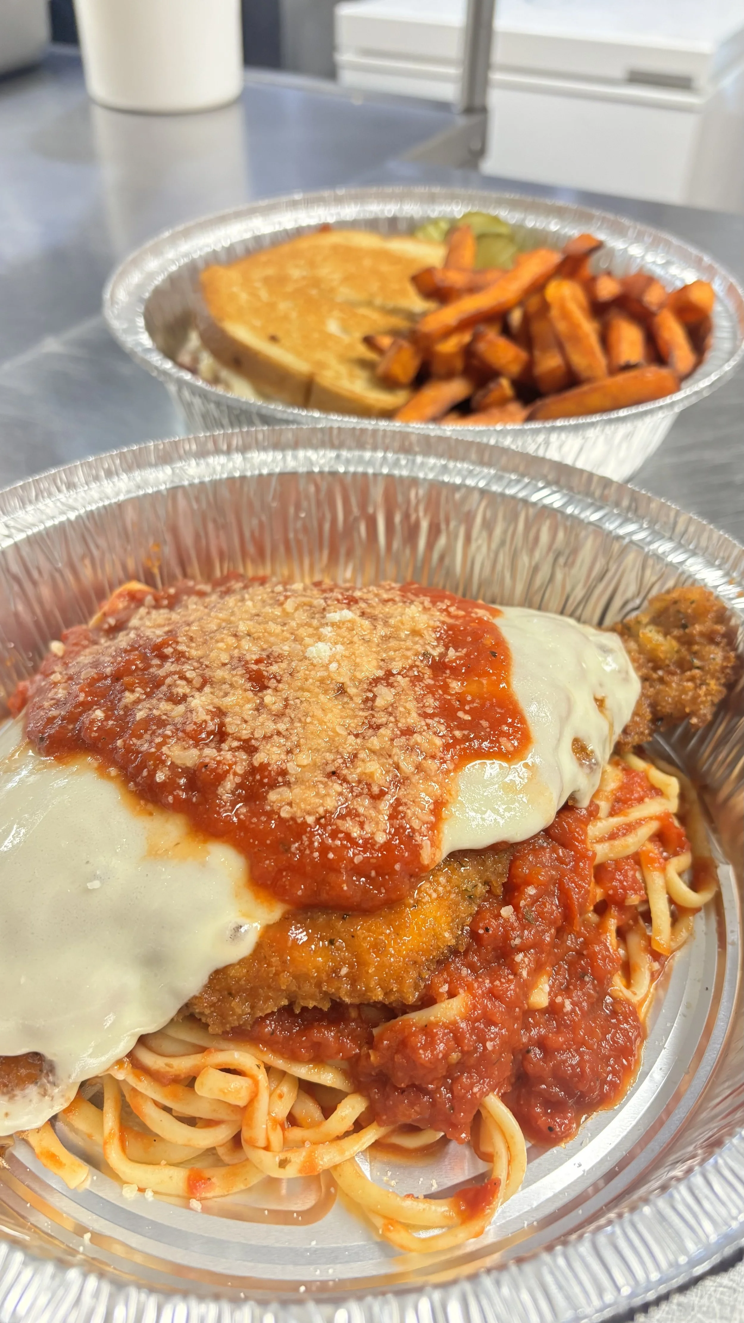 We Offer Online ordering , Take Out & Dine in Services