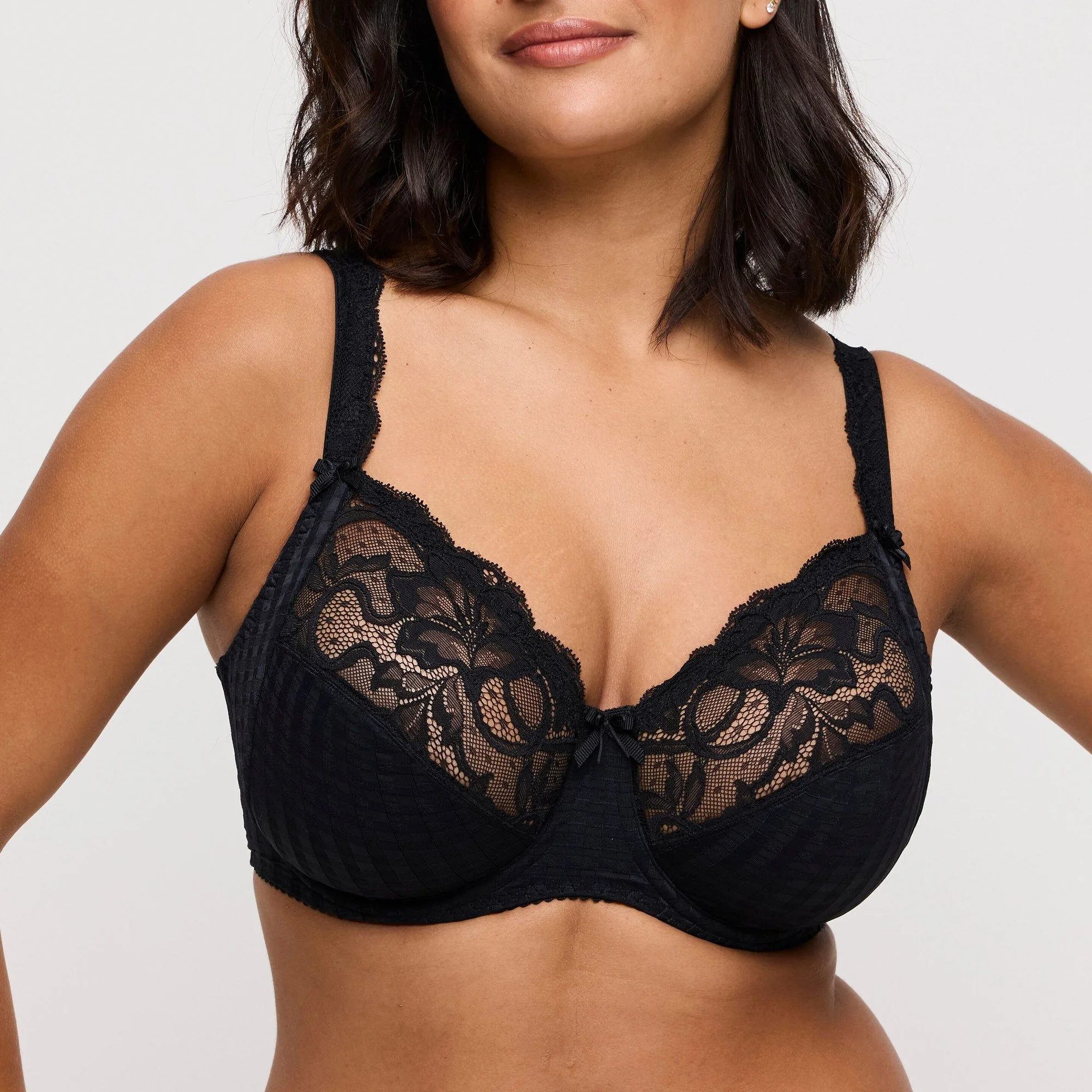 Black full-cup underwire bra with checked fabric and lace upper cups