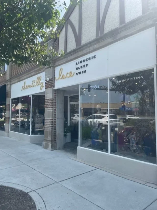 The Chantilly Lace storefront at 1177 Wilmette Avenue