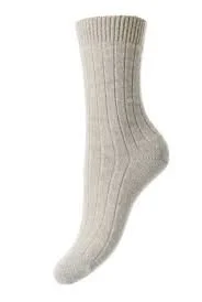 Cream ribbed knit sock.