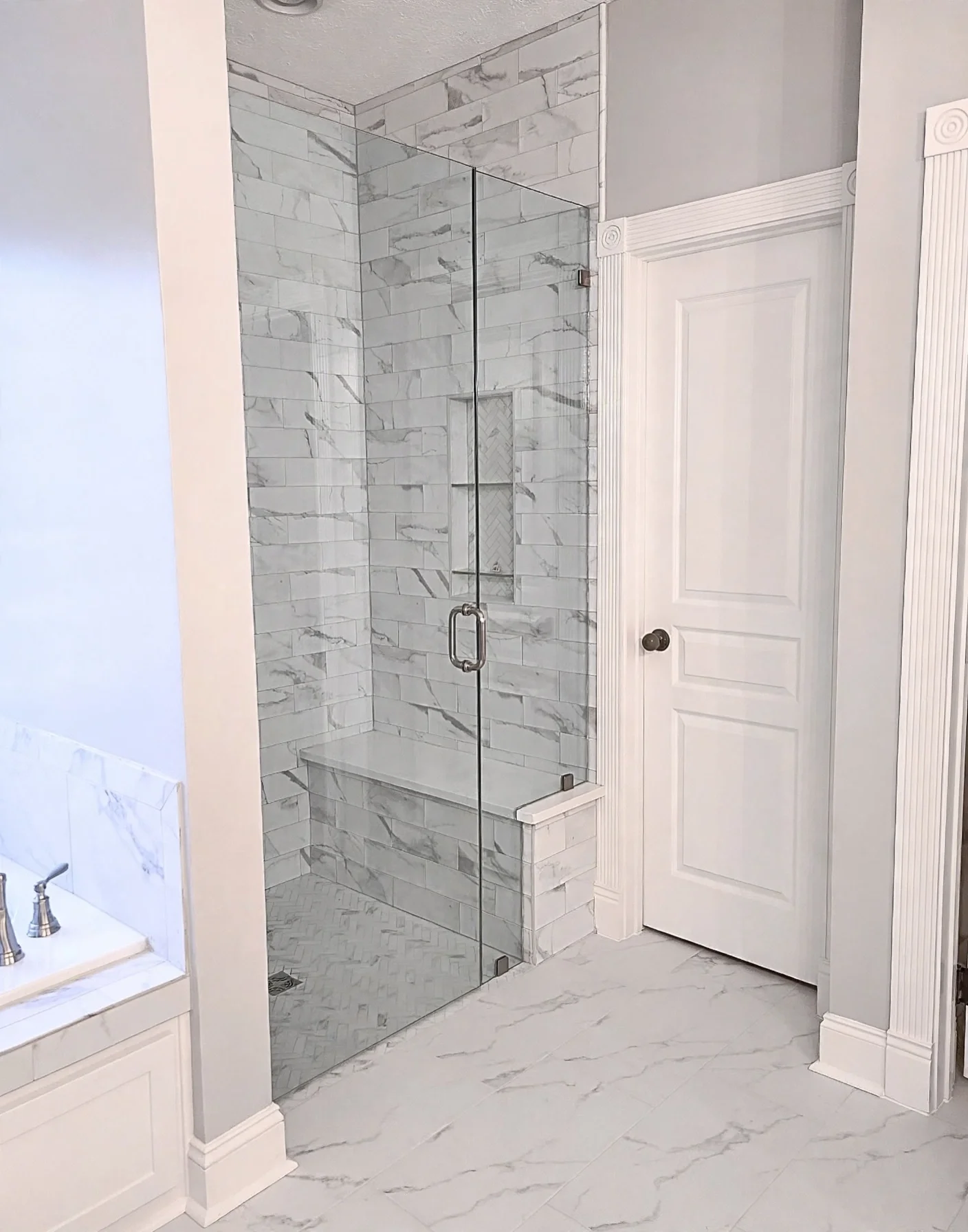 portfolio-marble-shower-clean.webp